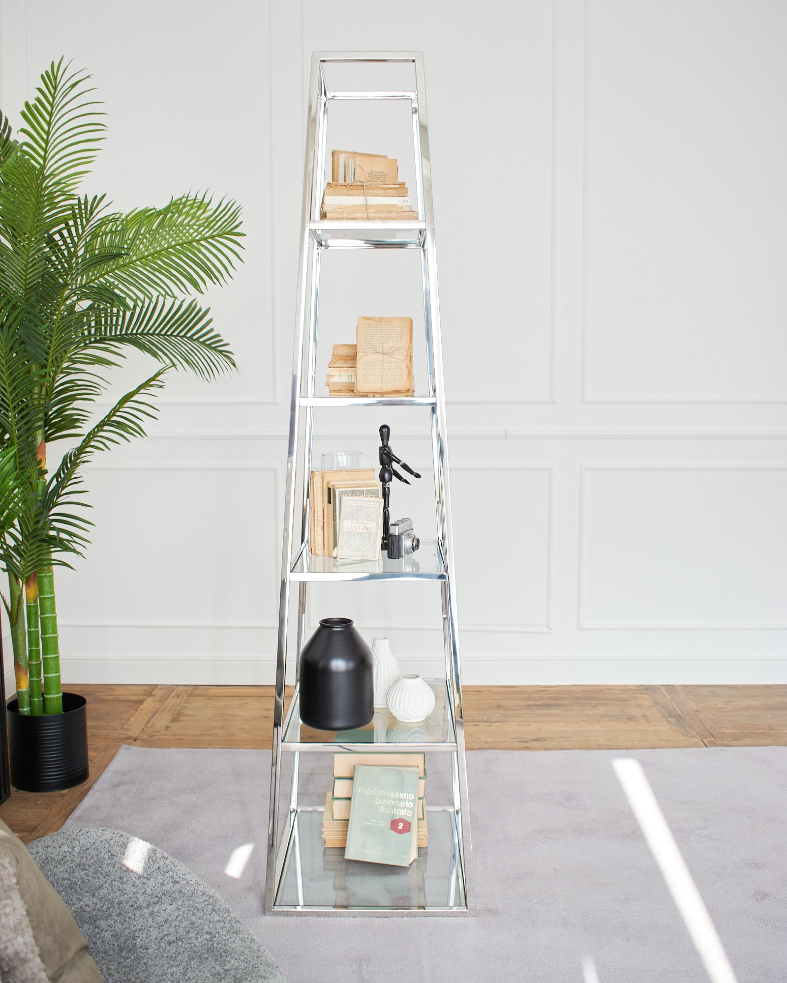 Libreria a piramide in acciaio e vetro Bryant Park 60 cm - OrchideaMilano1981