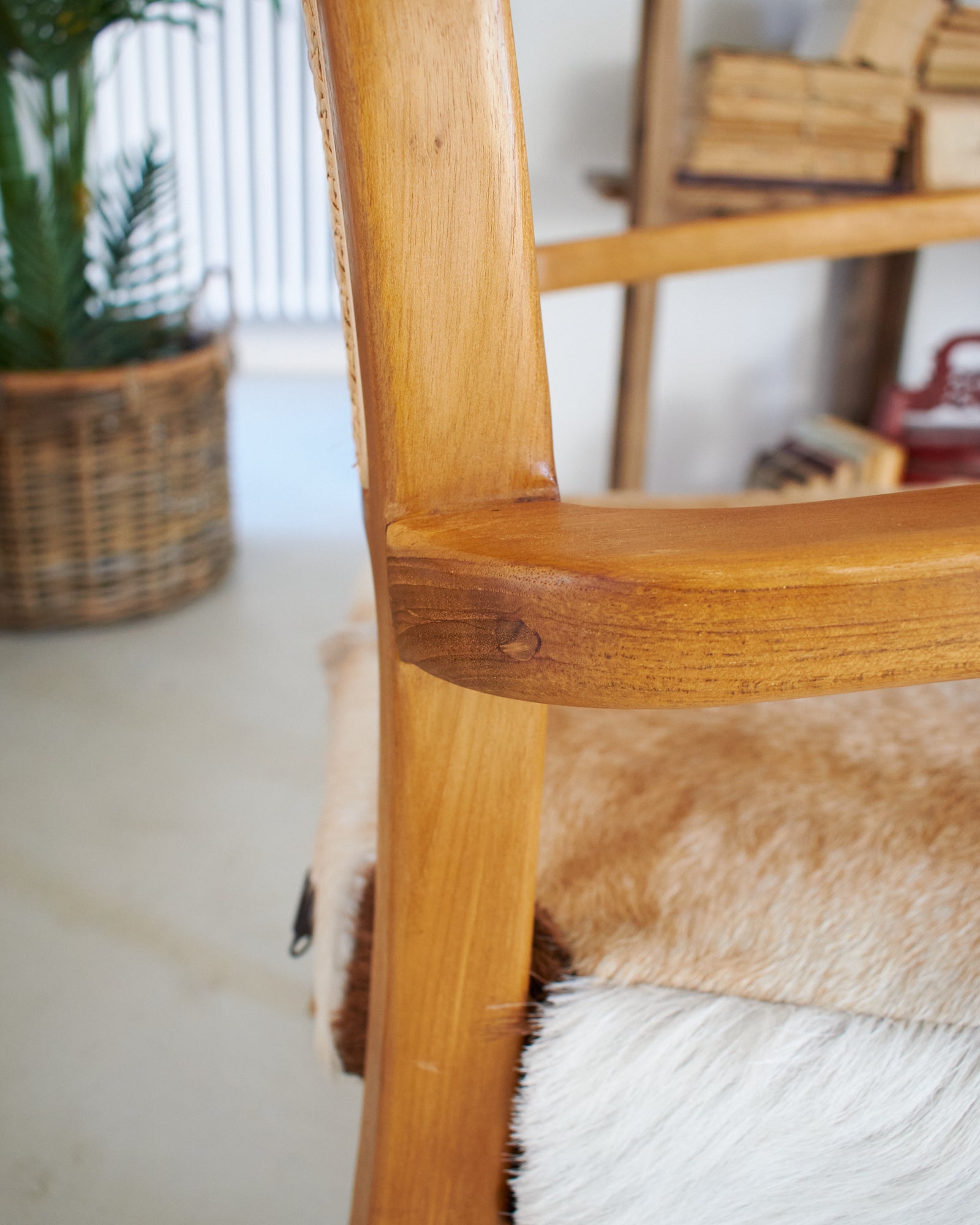 Poltrona in legno, pelle di capra e rattan Aspen - OrchideaMilano1981
