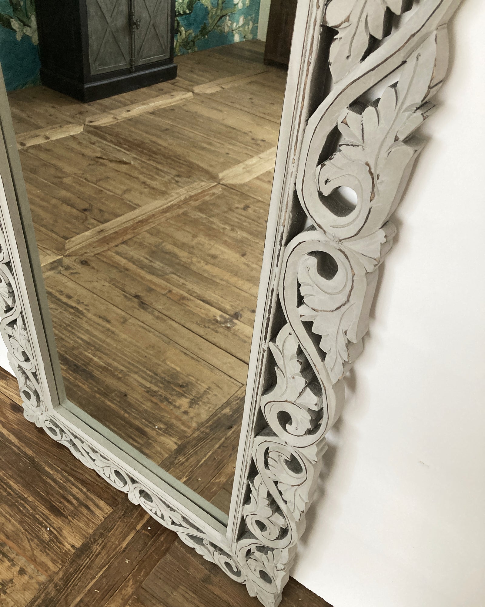 Specchiera a figura intera in legno Antique Grey - OrchideaMilano1981