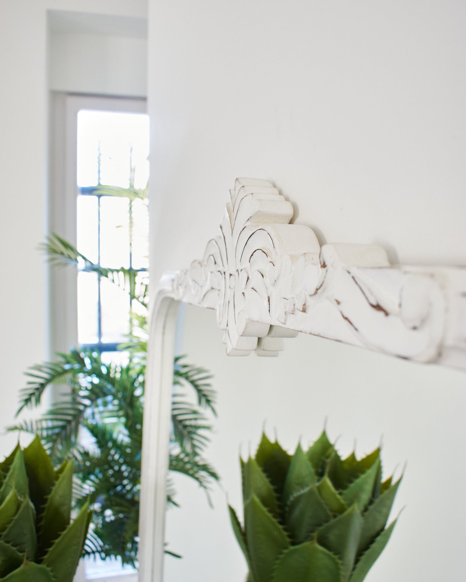 Specchiera in legno Crown White - OrchideaMilano1981