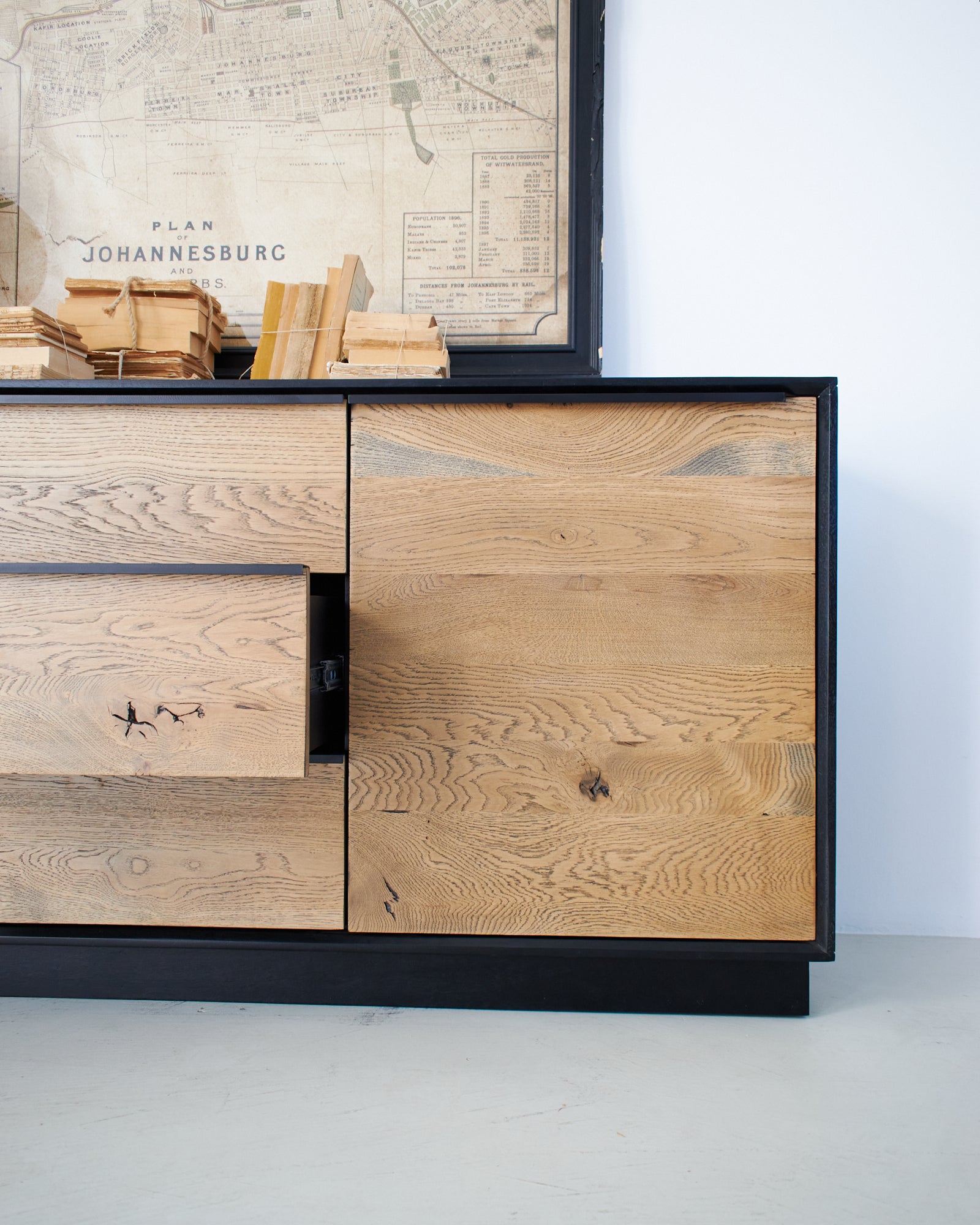 Credenza in legno massello di rovere Oakwood 170 cm - OrchideaMilano1981
