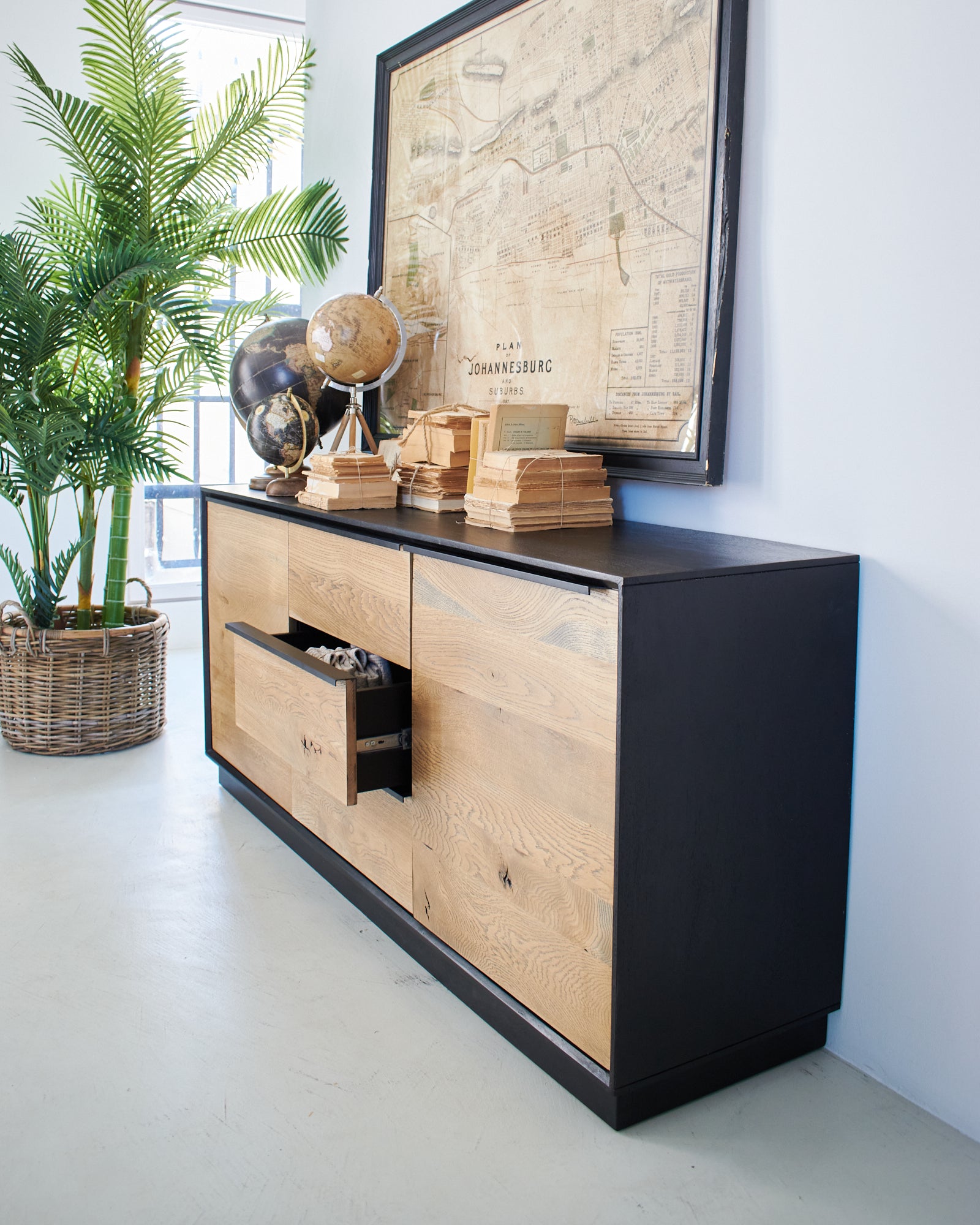 Credenza in legno massello di rovere Oakwood 170 cm - OrchideaMilano1981