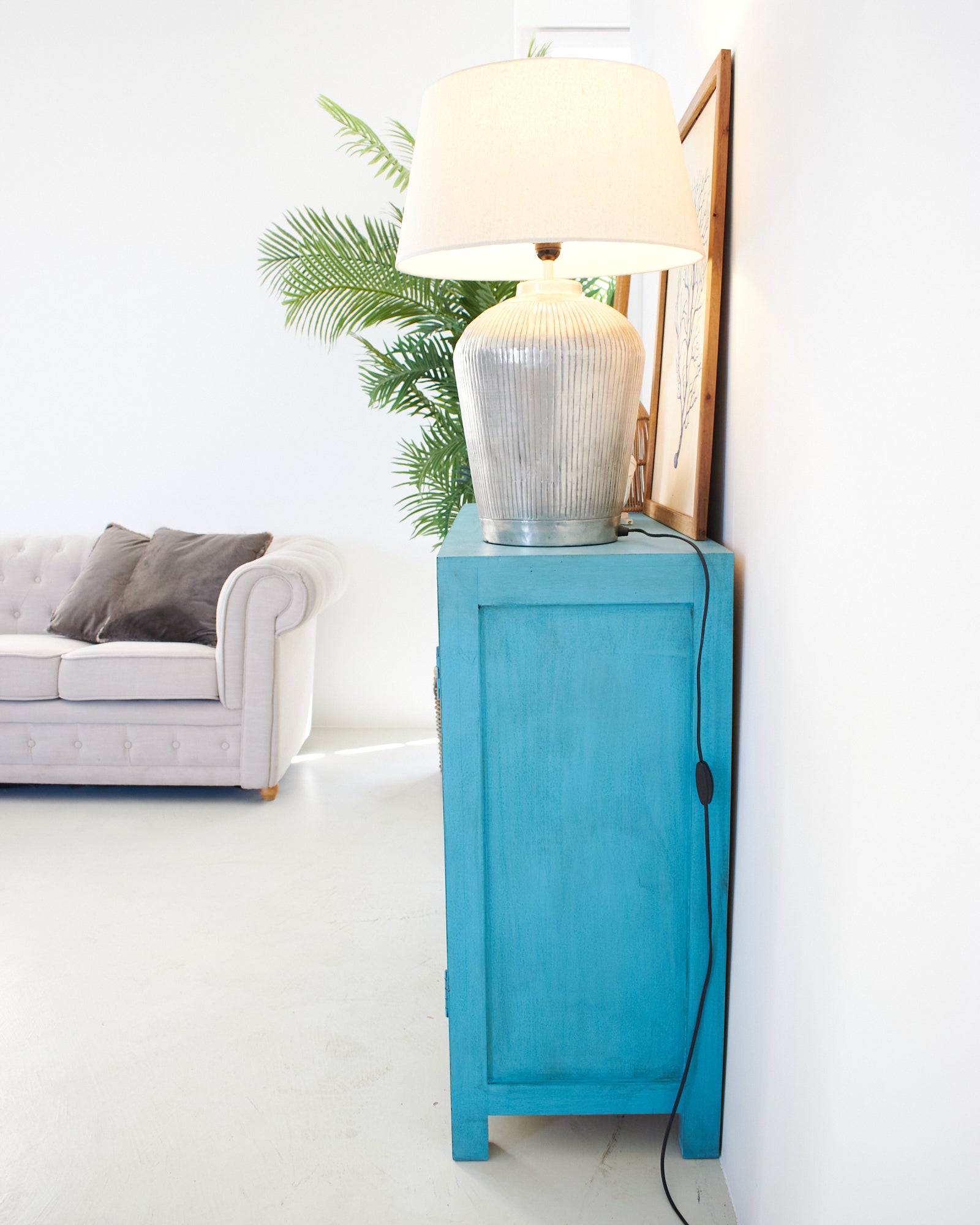 Credenza in legno di mango massello intagliato Madras 110 cm - OrchideaMilano1981