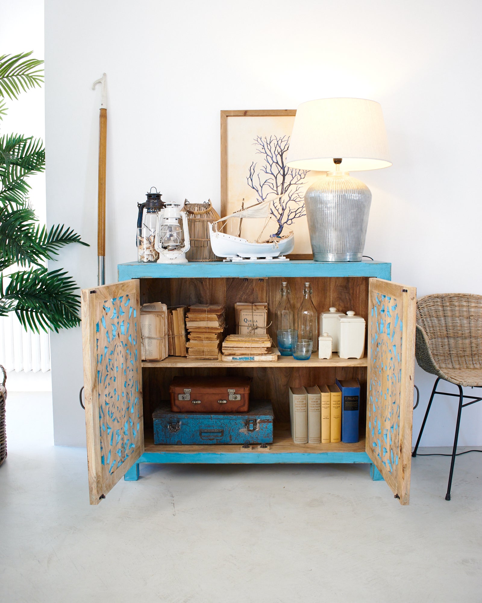 Credenza in legno di mango massello intagliato Madras 110 cm - OrchideaMilano1981
