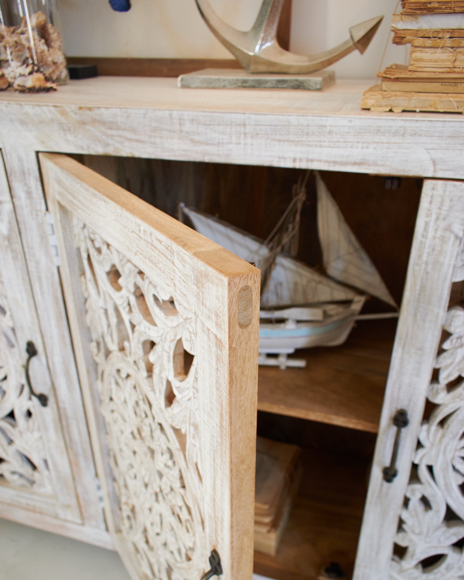Credenza in legno di mango massello intagliato Jodhpur Big 160 cm - OrchideaMilano1981