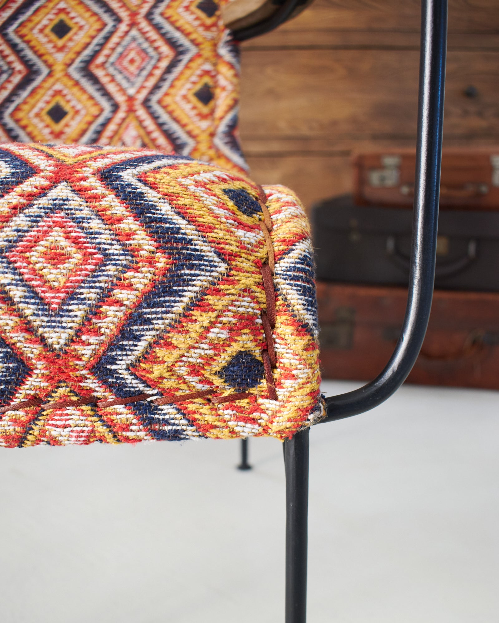 Poltrona in tessuto kilim e ferro Teepee - OrchideaMilano1981