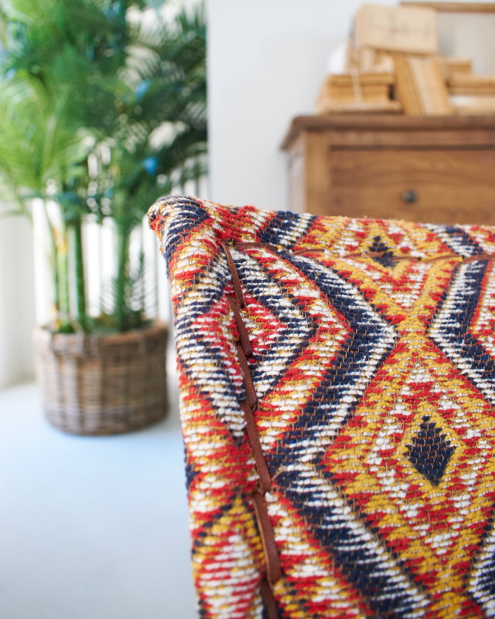 Poltrona in tessuto kilim e ferro Teepee - OrchideaMilano1981
