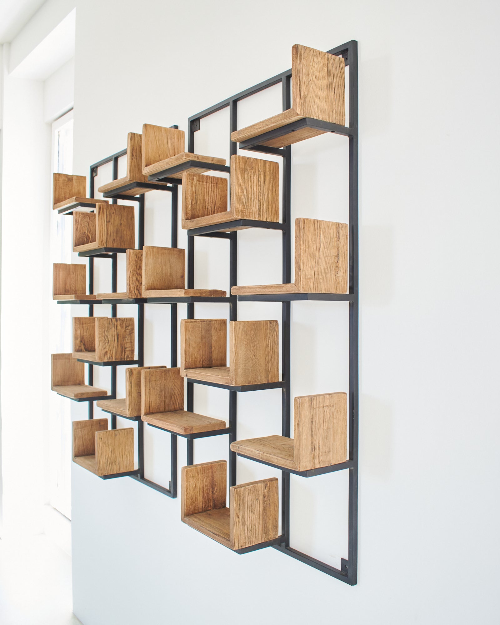 Libreria da parete in legno e ferro Segno 70 cm - OrchideaMilano1981