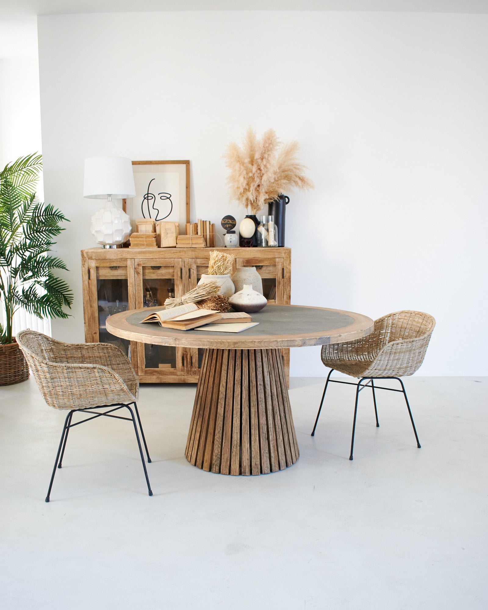 Tavolo rotondo in legno massello con top in zinco Elafonissos 140 cm - OrchideaMilano1981