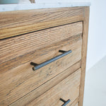 Cassettiera in legno di rovere e marmo Carloforte - OrchideaMilano1981