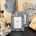 Portafoto con cornice in osso Dusty Blue - OrchideaMilano1981
