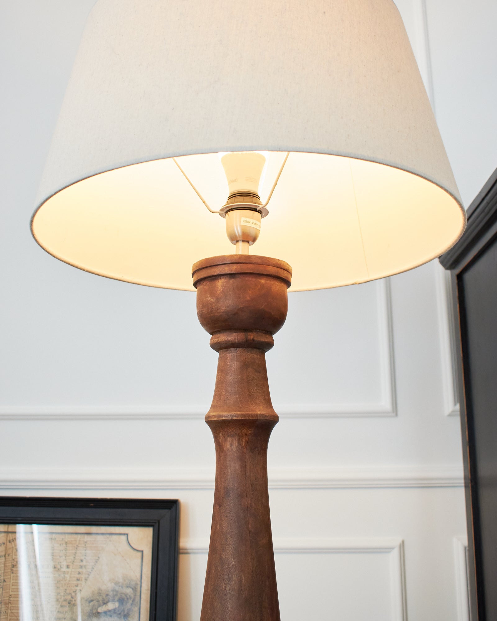 Lampada da terra in legno Salamanca - OrchideaMilano1981