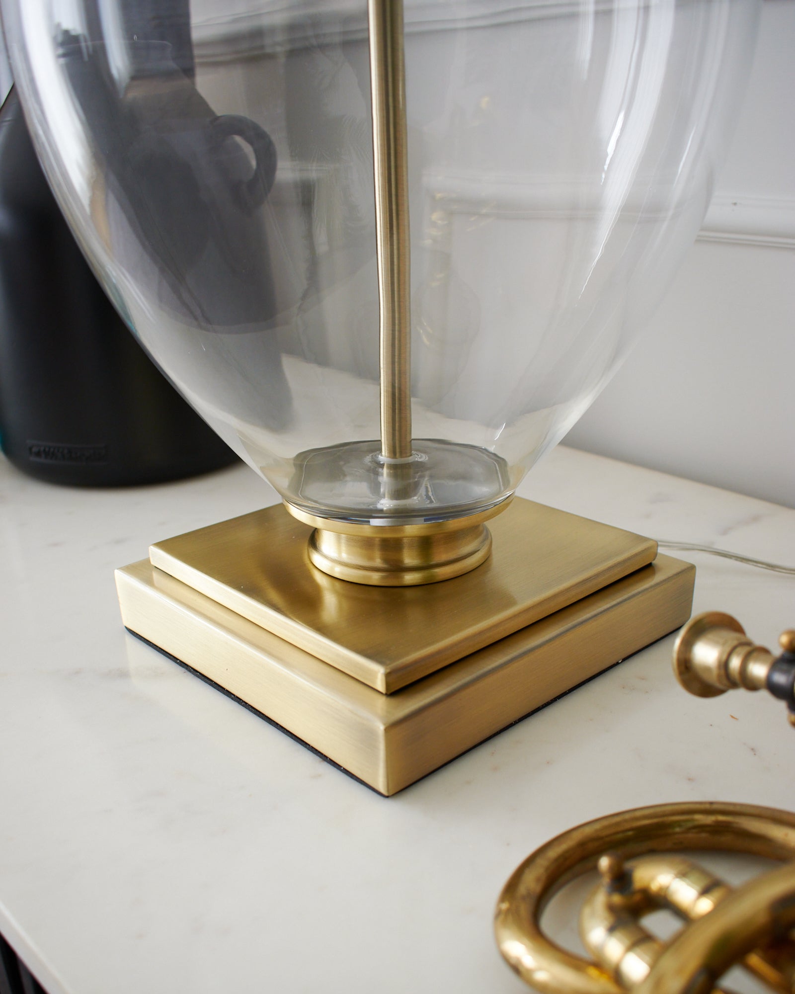 Lampada da tavolo in metallo e vetro Pigalle - OrchideaMilano1981