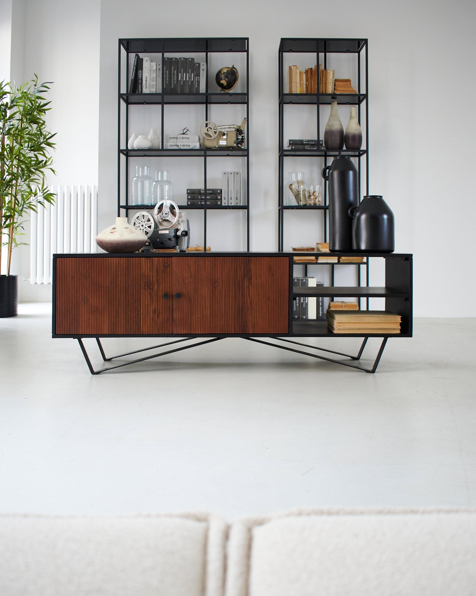 Mobile porta TV in legno e ferro Impronte 150 cm - OrchideaMilano1981
