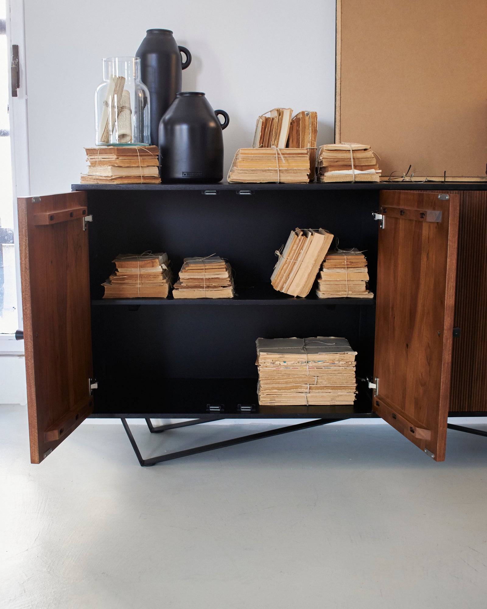 Credenza in legno massello e ferro Impronte 170 cm - OrchideaMilano1981