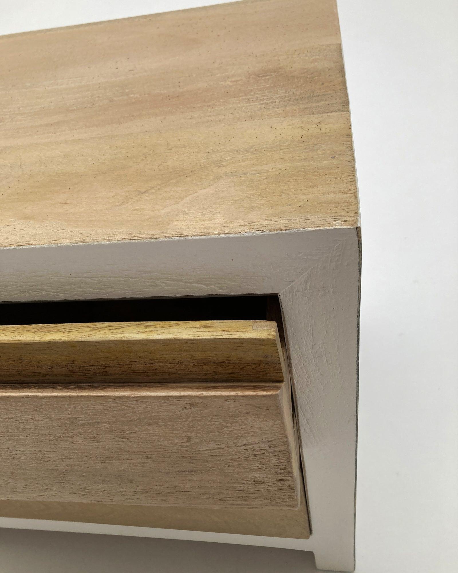 Comodino in legno massello Acqua 55 cm - OrchideaMilano1981