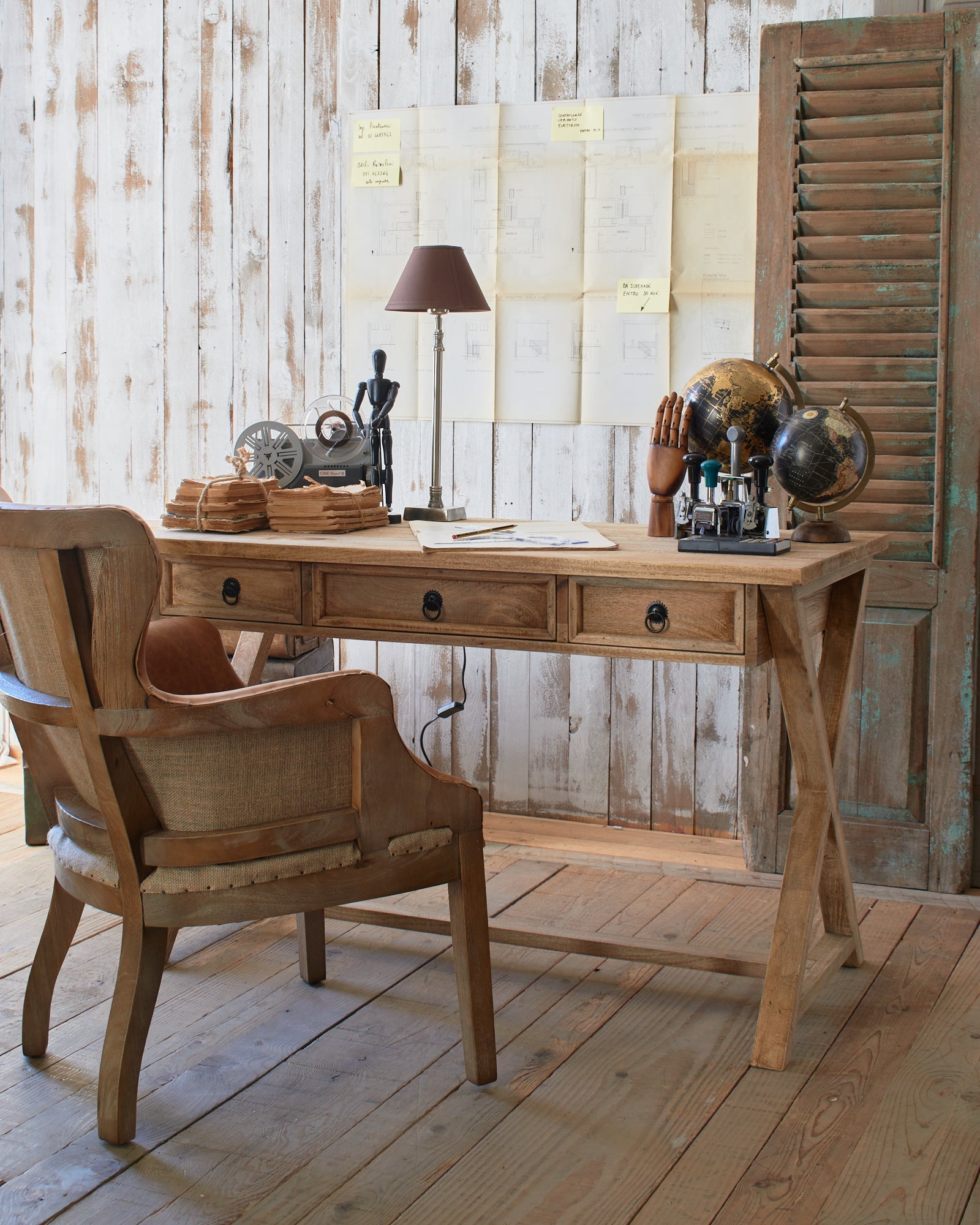 Scrittoio in legno massello East Colonial 122 cm - OrchideaMilano1981