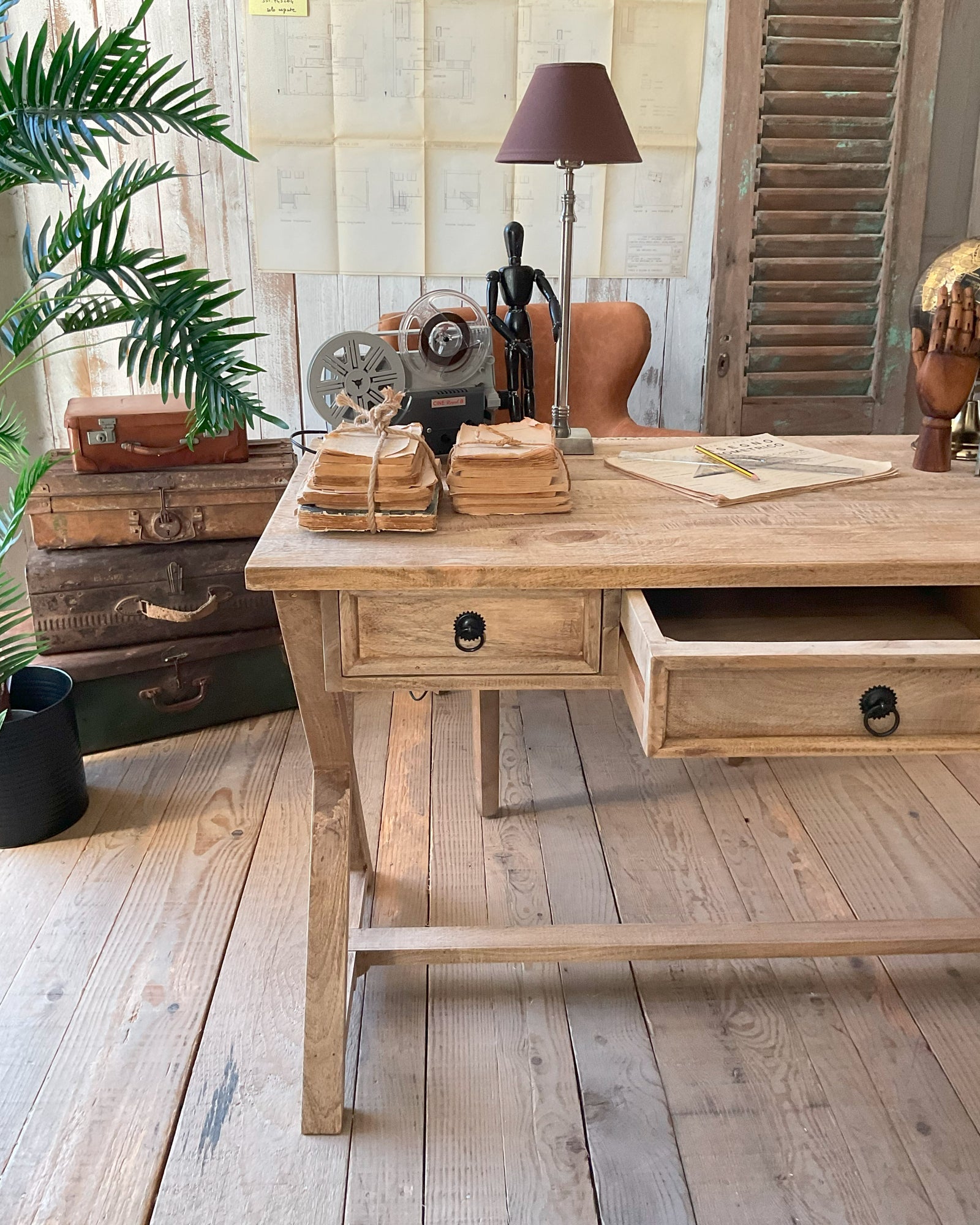 Scrittoio in legno massello East Colonial 122 cm - OrchideaMilano1981