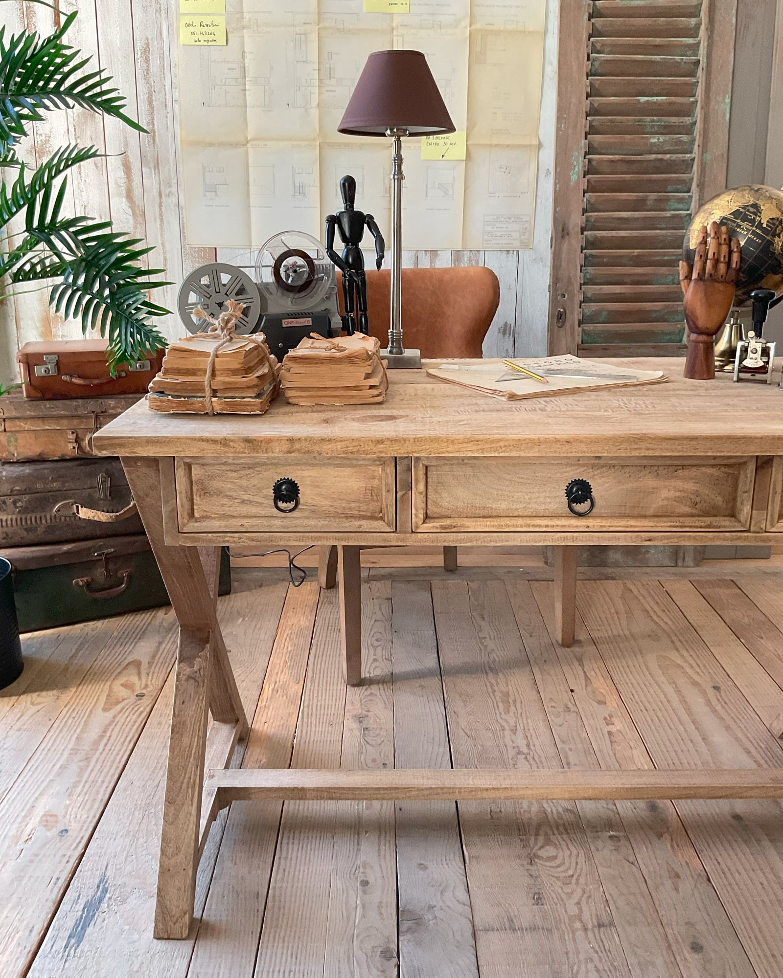 Scrittoio in legno massello East Colonial 122 cm - OrchideaMilano1981