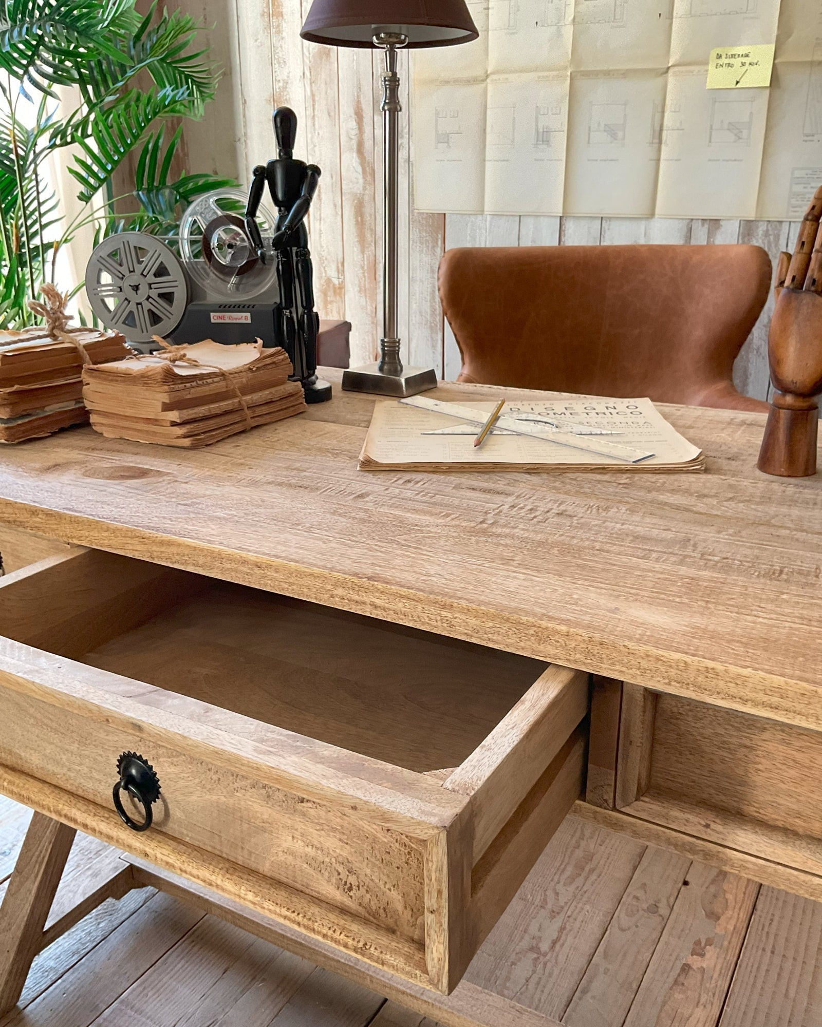 Scrittoio in legno massello East Colonial 122 cm - OrchideaMilano1981