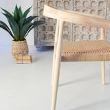 Sedia con braccioli in legno Colony - OrchideaMilano1981
