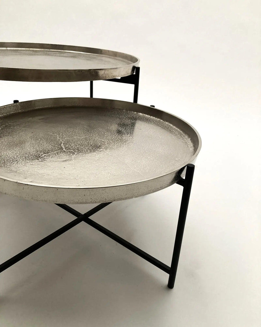 Tavolini rotondi in alluminio e ferro Old Metal set da 2 - OrchideaMilano1981