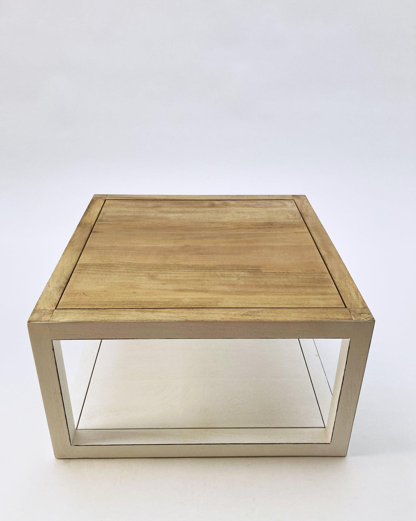 Tavolino da salotto quadrato in legno massello Acqua 70 cm - OrchideaMilano1981