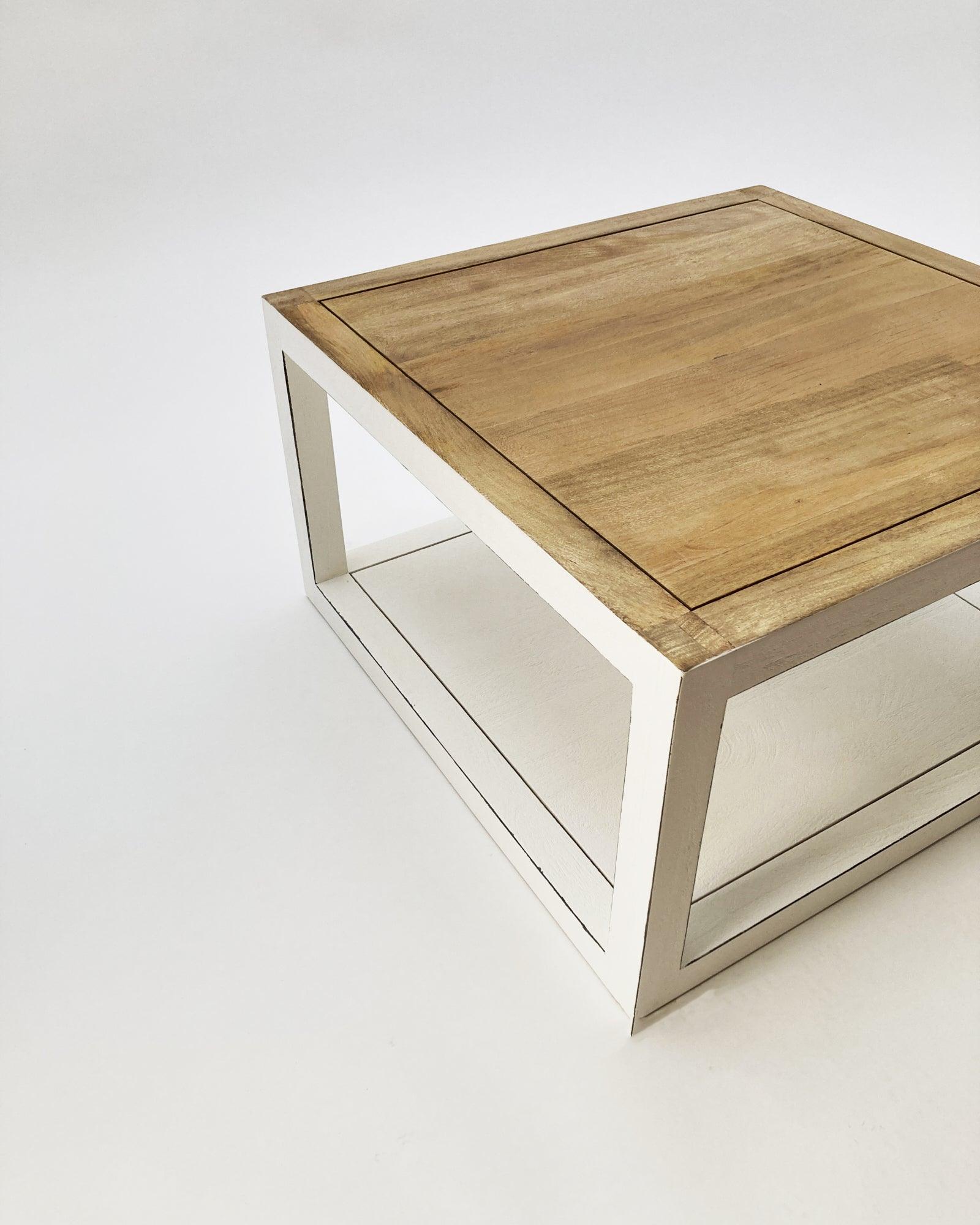 Tavolino da salotto quadrato in legno massello Acqua 70 cm - OrchideaMilano1981