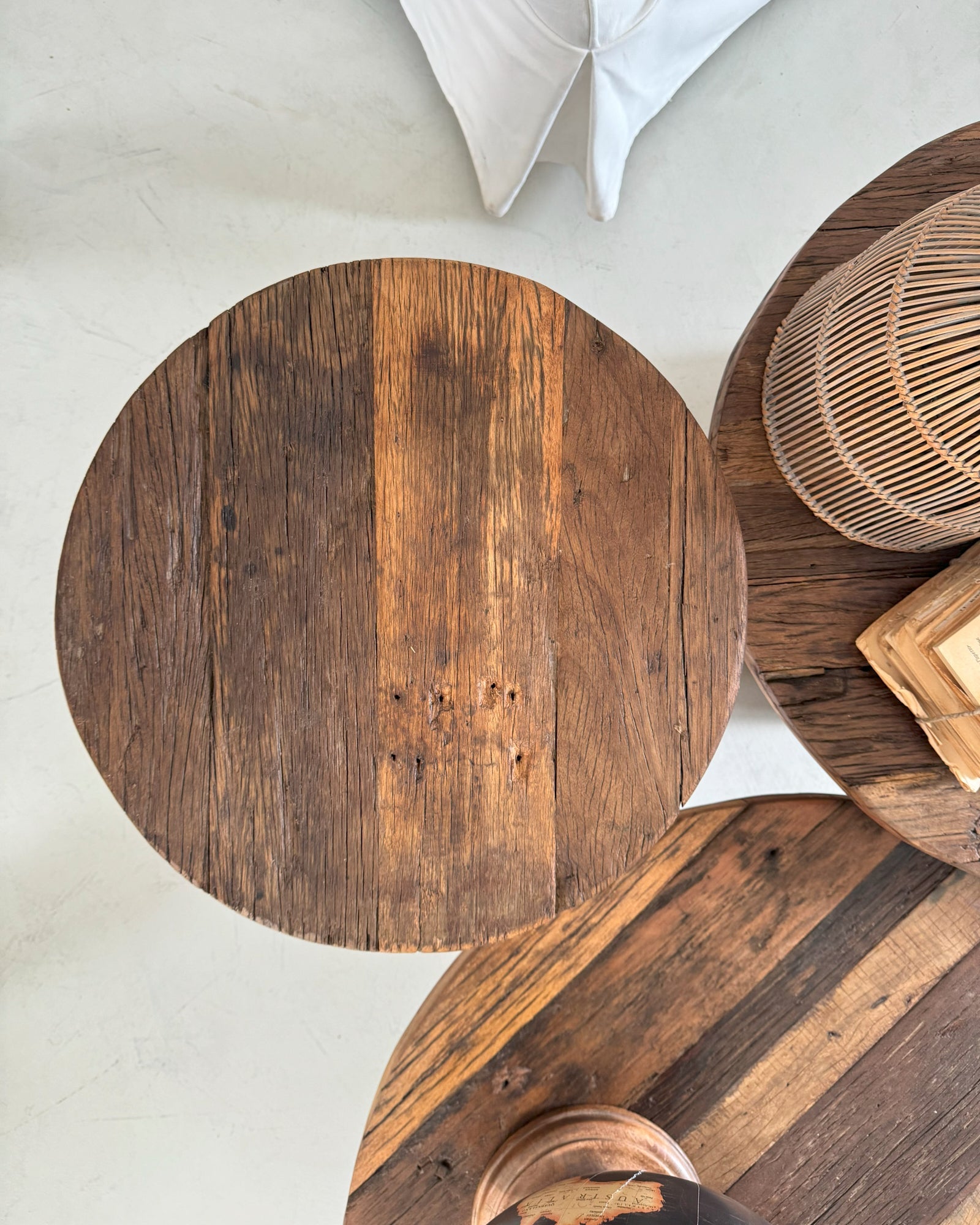 Tavolino rotondo moderno in legno Raw Small 46 cm - OrchideaMilano1981