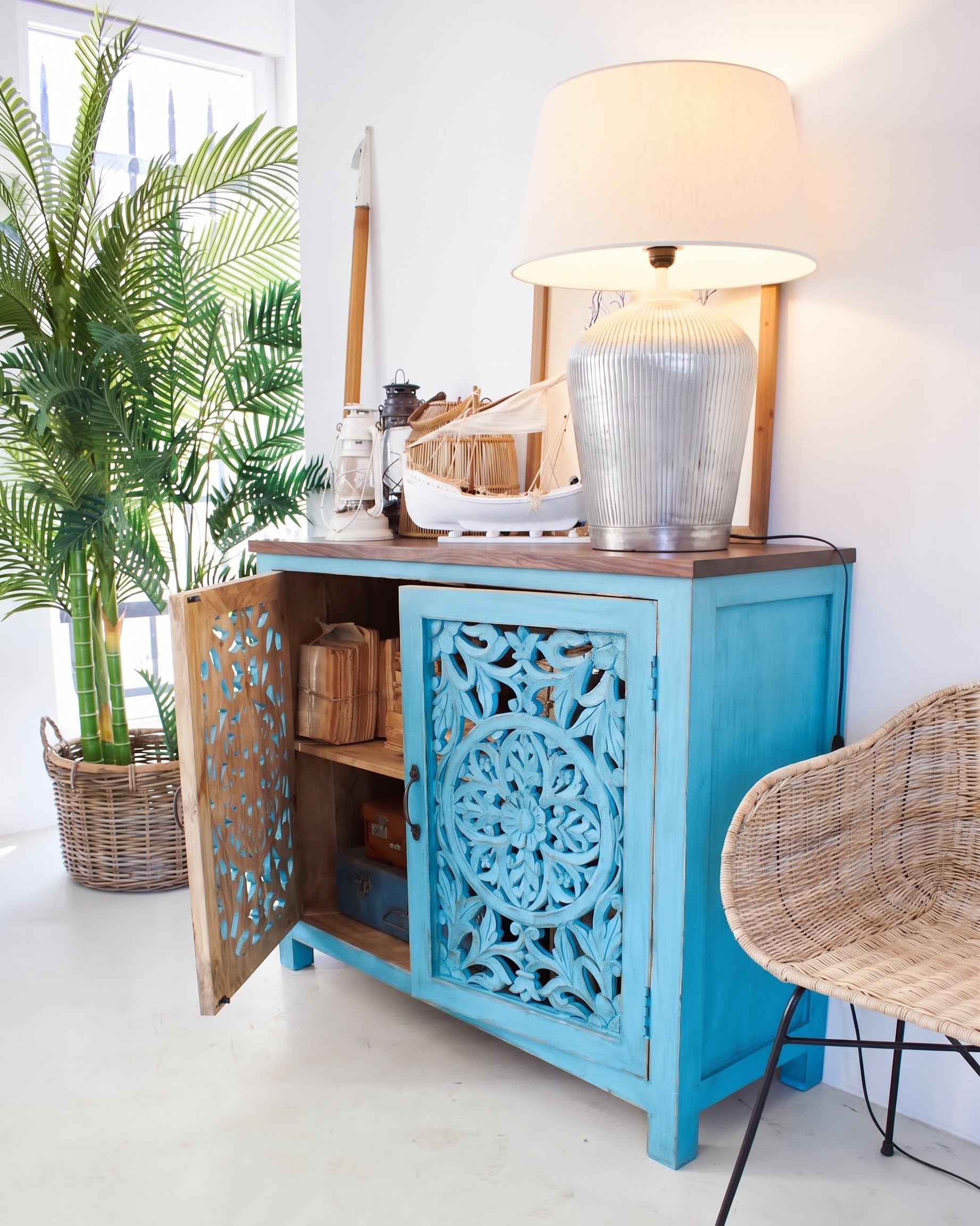 Credenza in legno di mango massello intagliato Madras 110 cm - OrchideaMilano1981