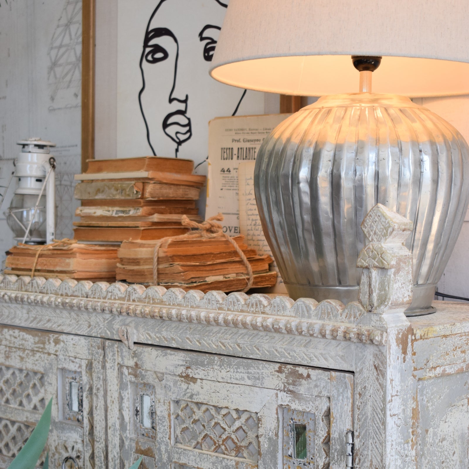 Credenza in legno di mango massello lavorato Gujarat - OrchideaMilano1981