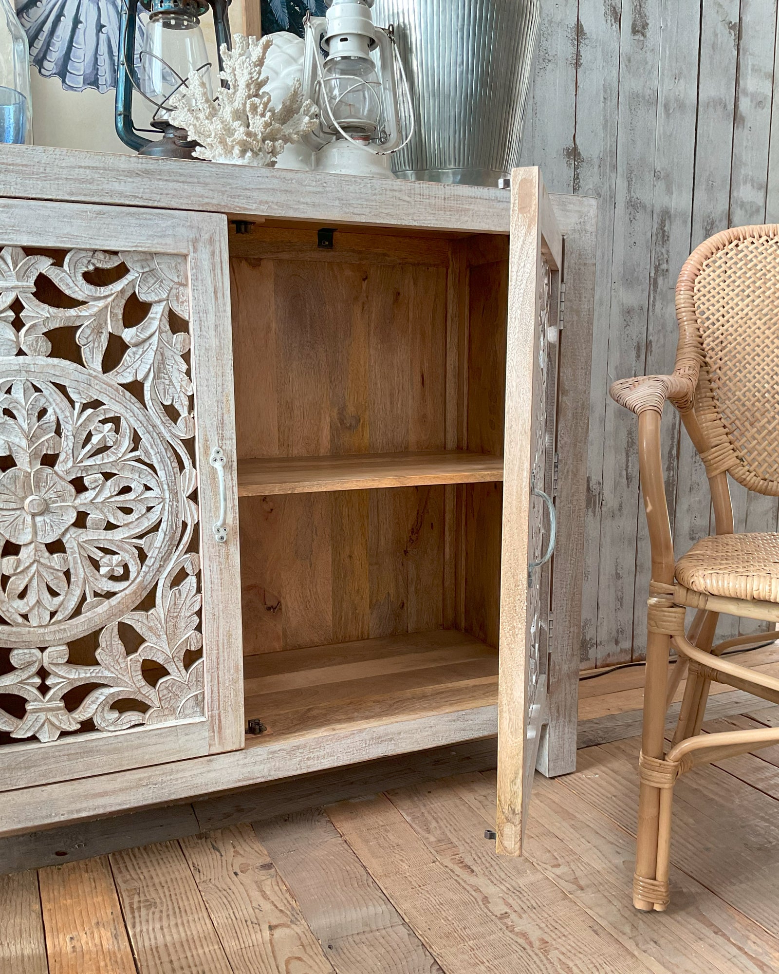 Credenza in legno di mango massello intagliato Jodhpur 110 cm - OrchideaMilano1981