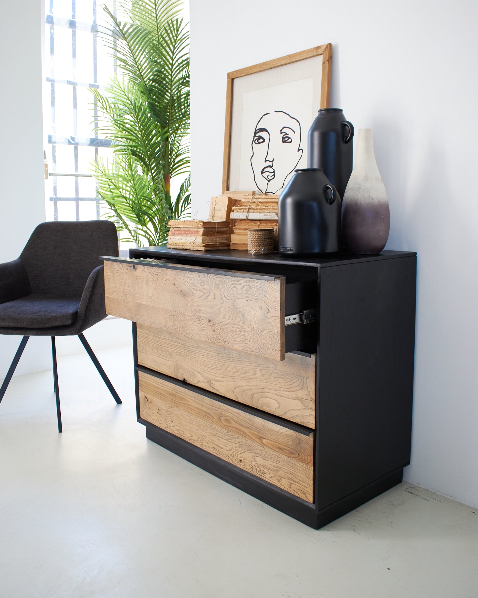 Cassettiera in legno massello di rovere Oakwood 95 cm - OrchideaMilano1981