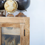 Credenza in legno massello e vetro East Colonial 160 cm