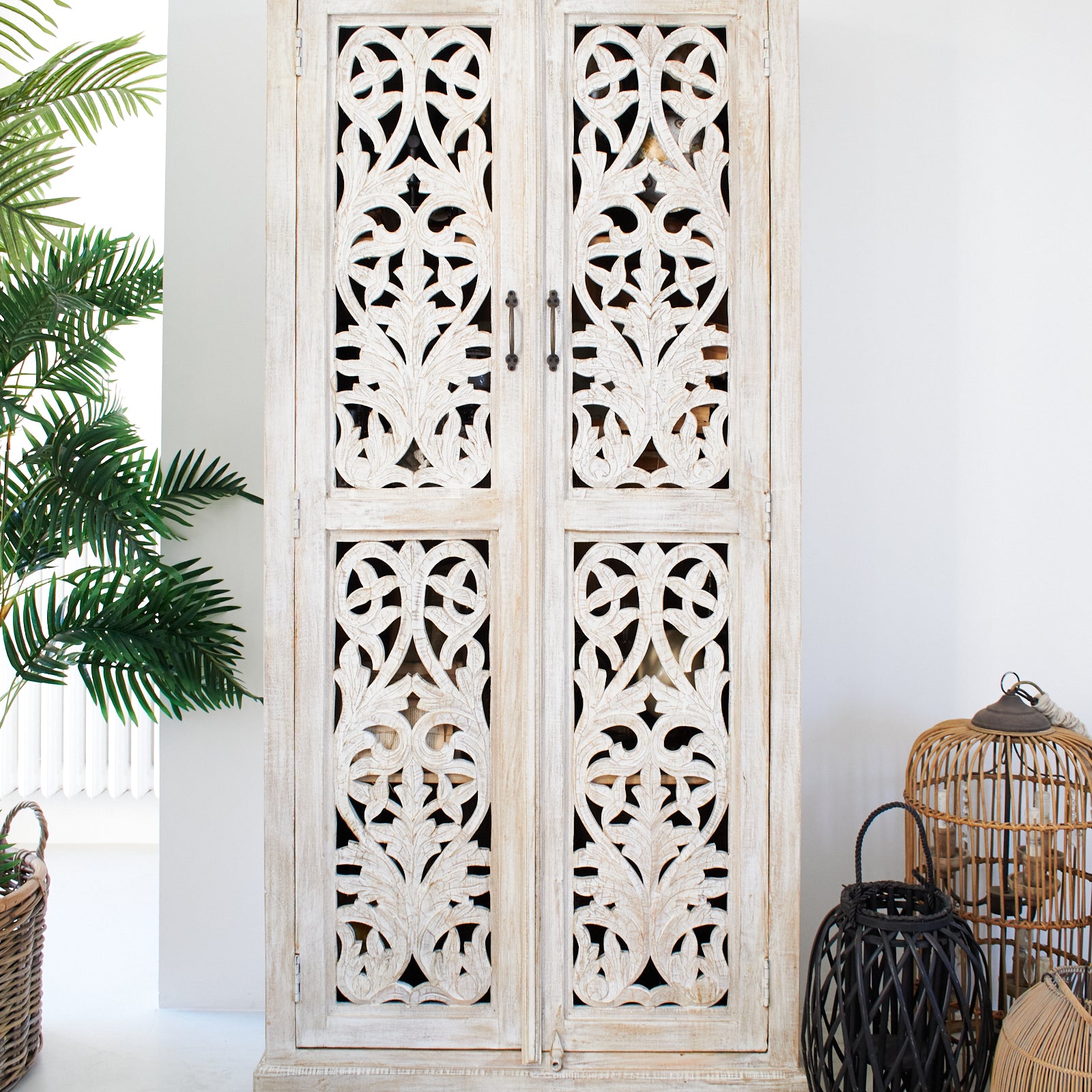 Armadio in legno di mango massello intagliato Jodhpur 95 cm - OrchideaMilano1981