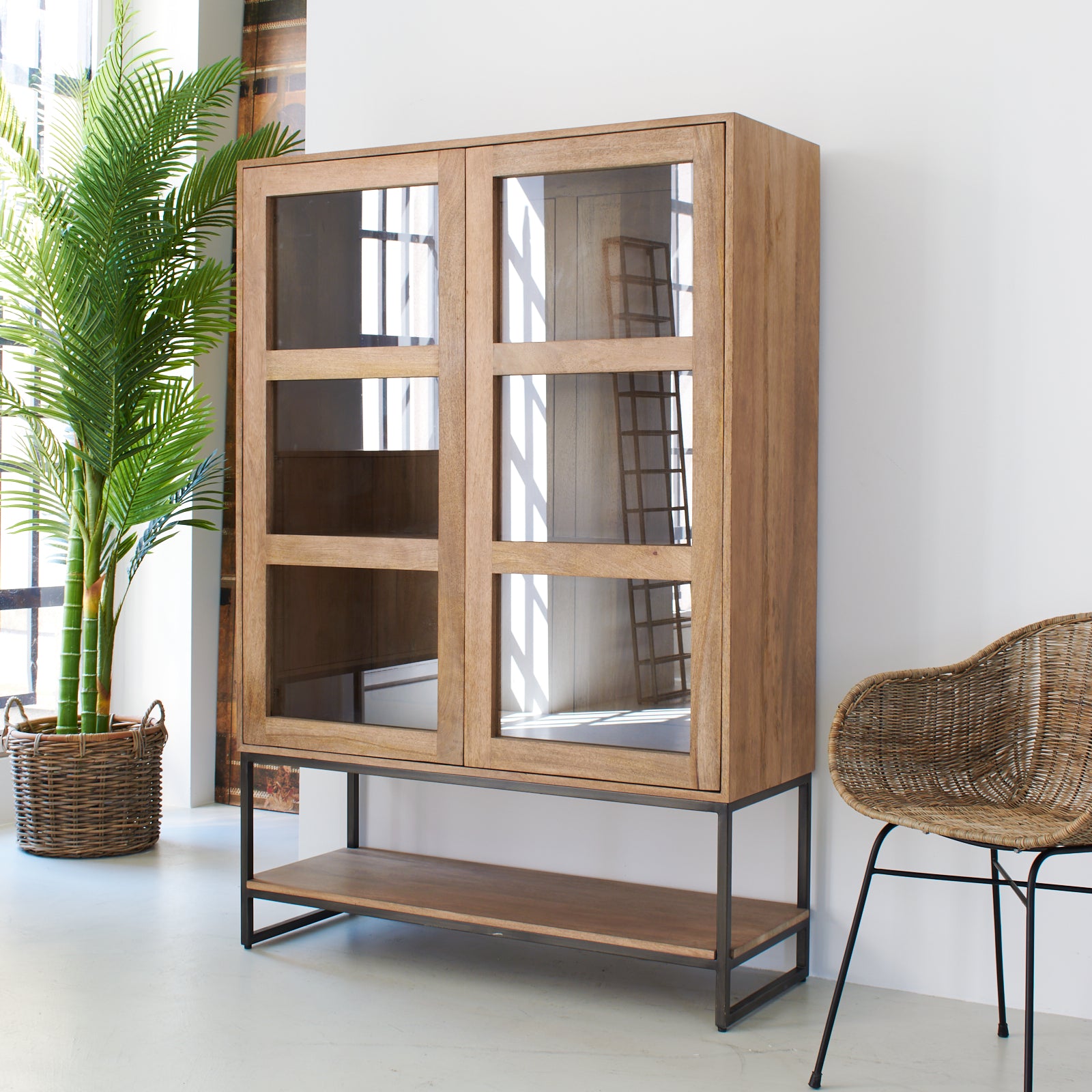 Credenza 2 ante a vetro in legno e ferro Skyline 110 cm - OrchideaMilano1981
