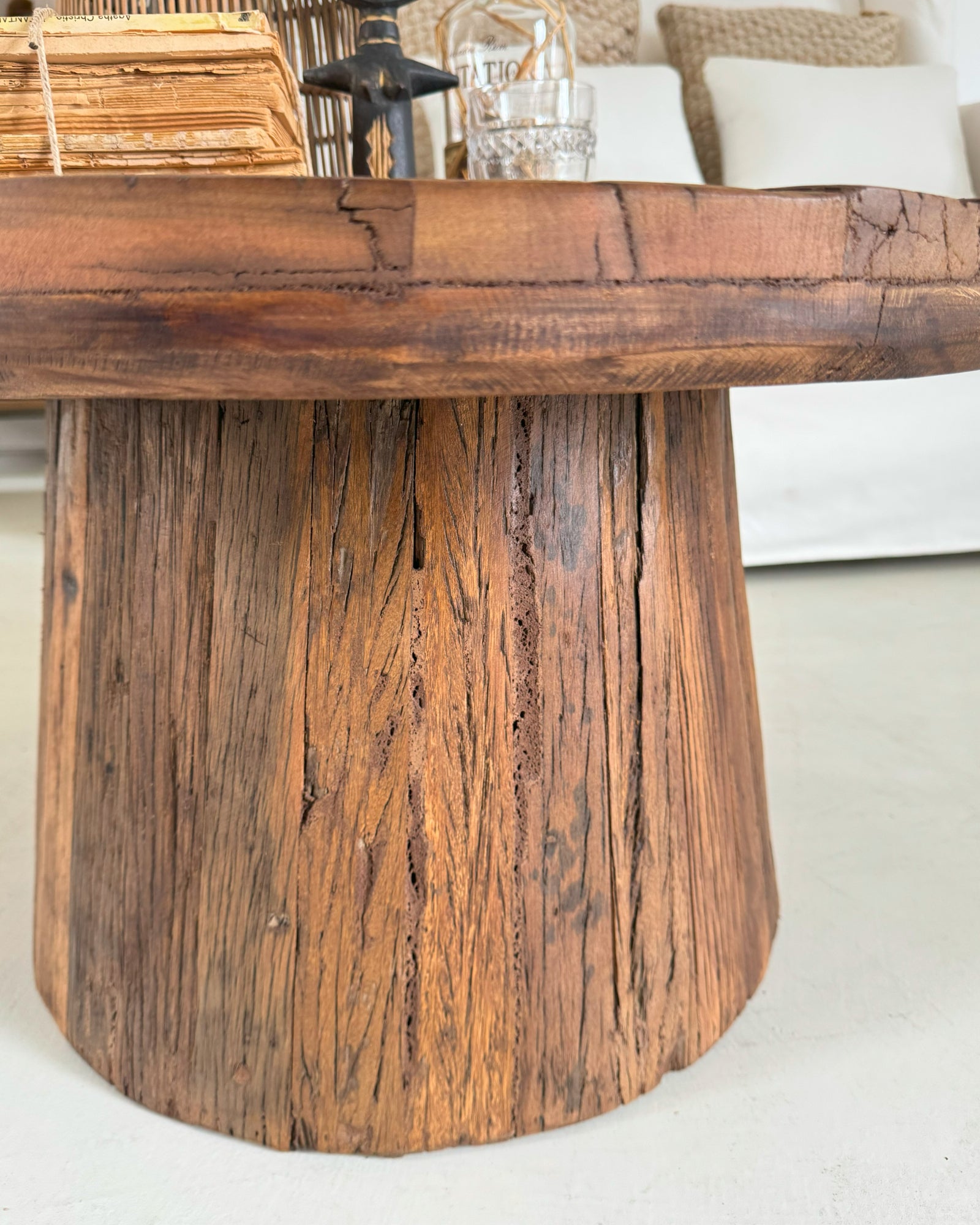 Tavolino rotondo moderno in legno Raw Medium 66 cm - OrchideaMilano1981