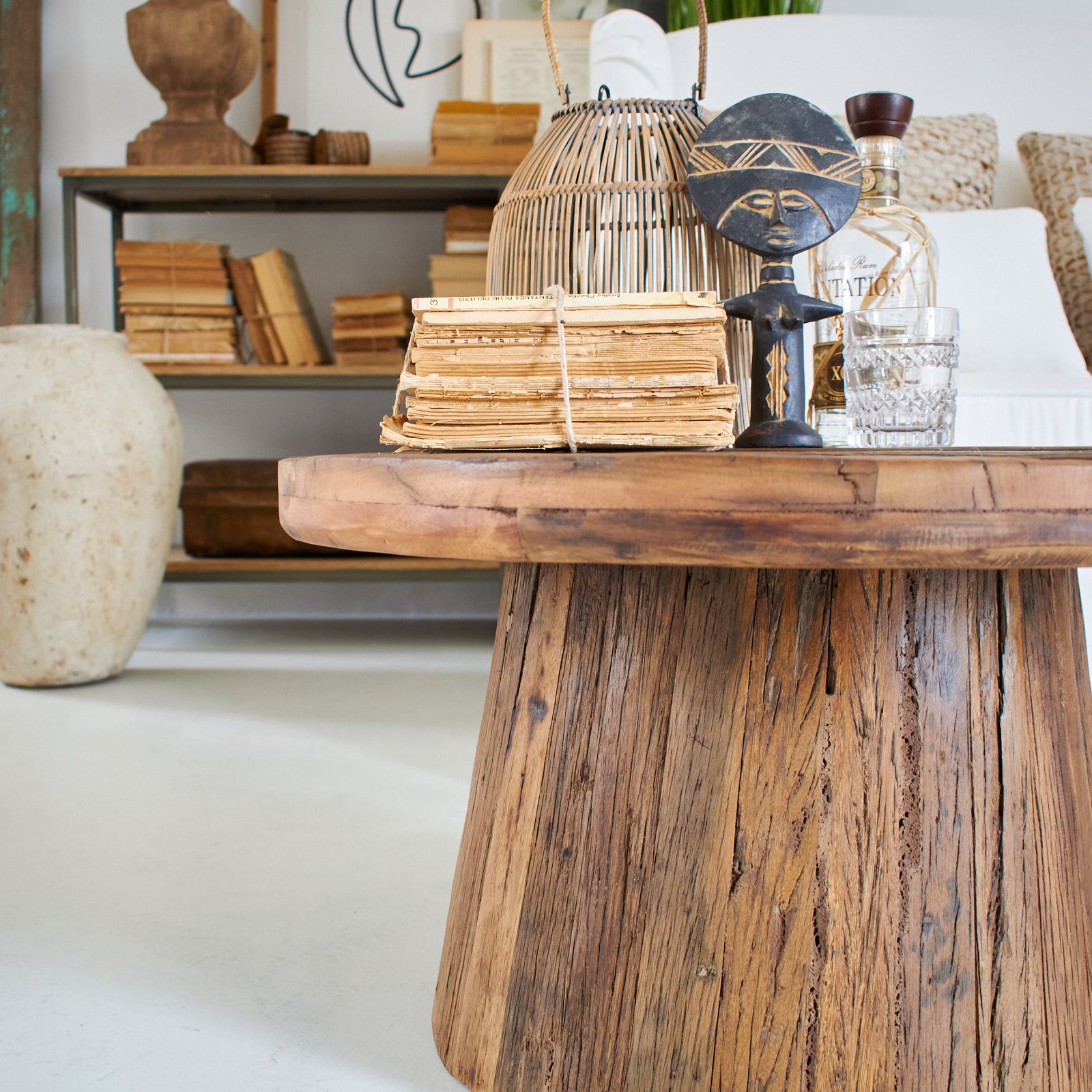 Tavolino rotondo moderno in legno Raw Medium 66 cm - OrchideaMilano1981