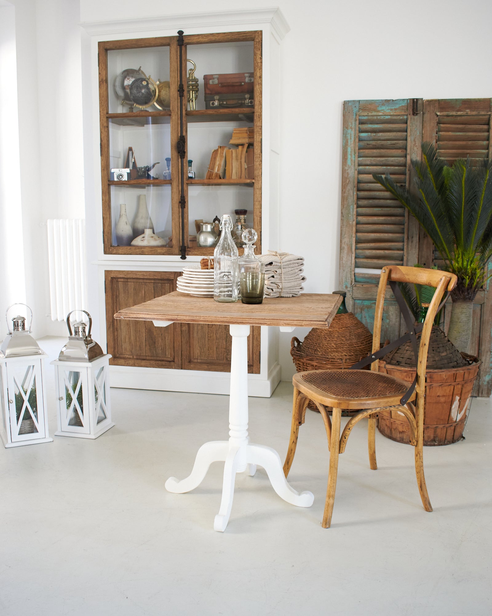 Tavolo quadrato in legno massello da bistrot Andalusia 70 cm - OrchideaMilano1981