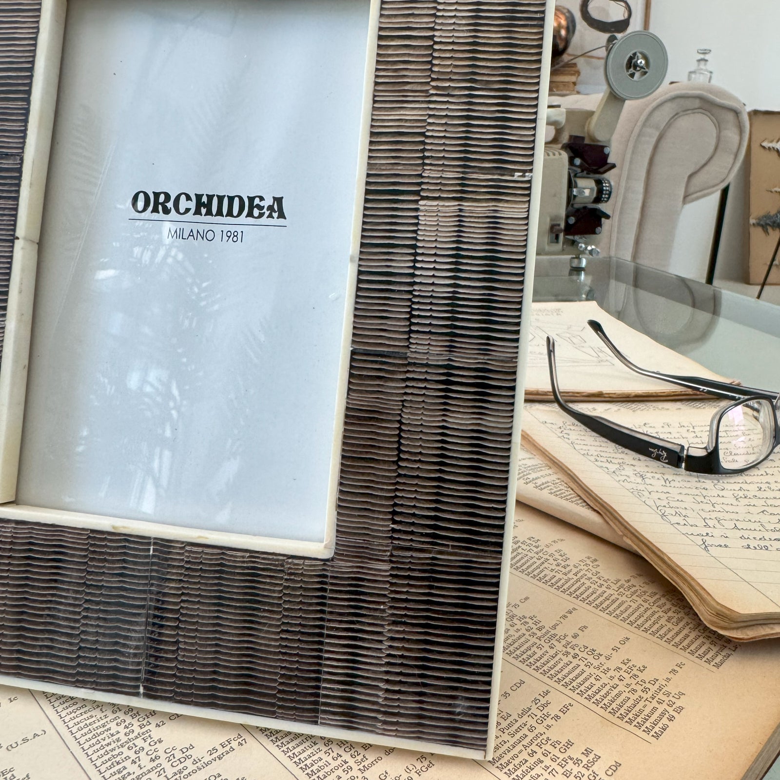Portafoto con cornice in corno Chrysler White - OrchideaMilano1981