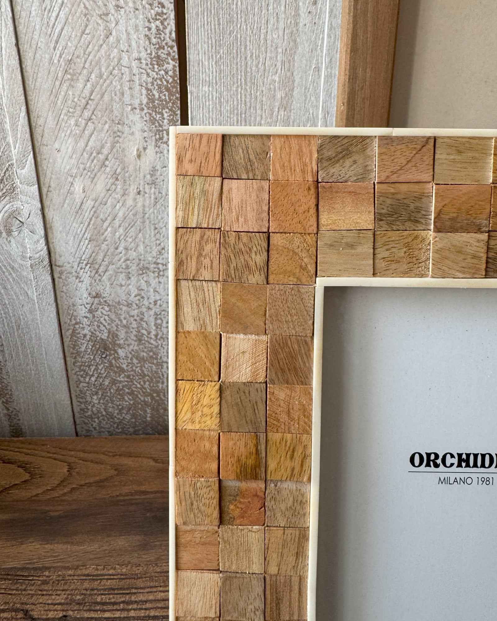 Portafoto con cornice in legno e osso Sahara - OrchideaMilano1981