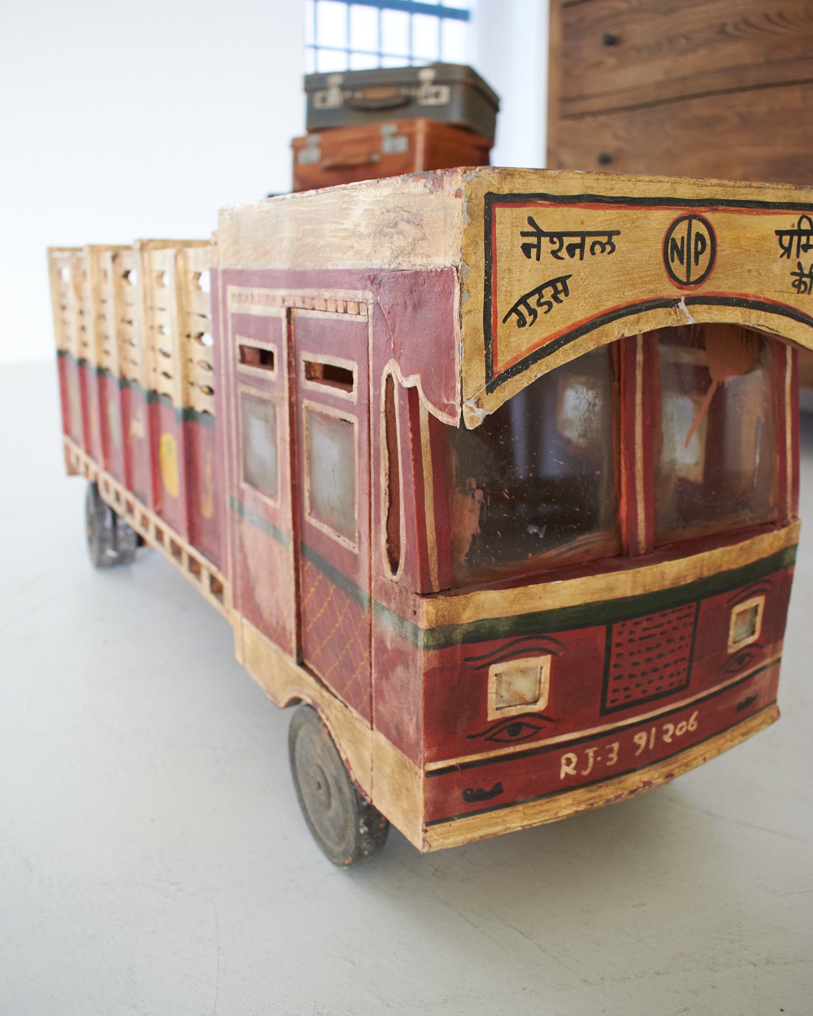 Camion in legno Indian Original Truck modello A - OrchideaMilano1981