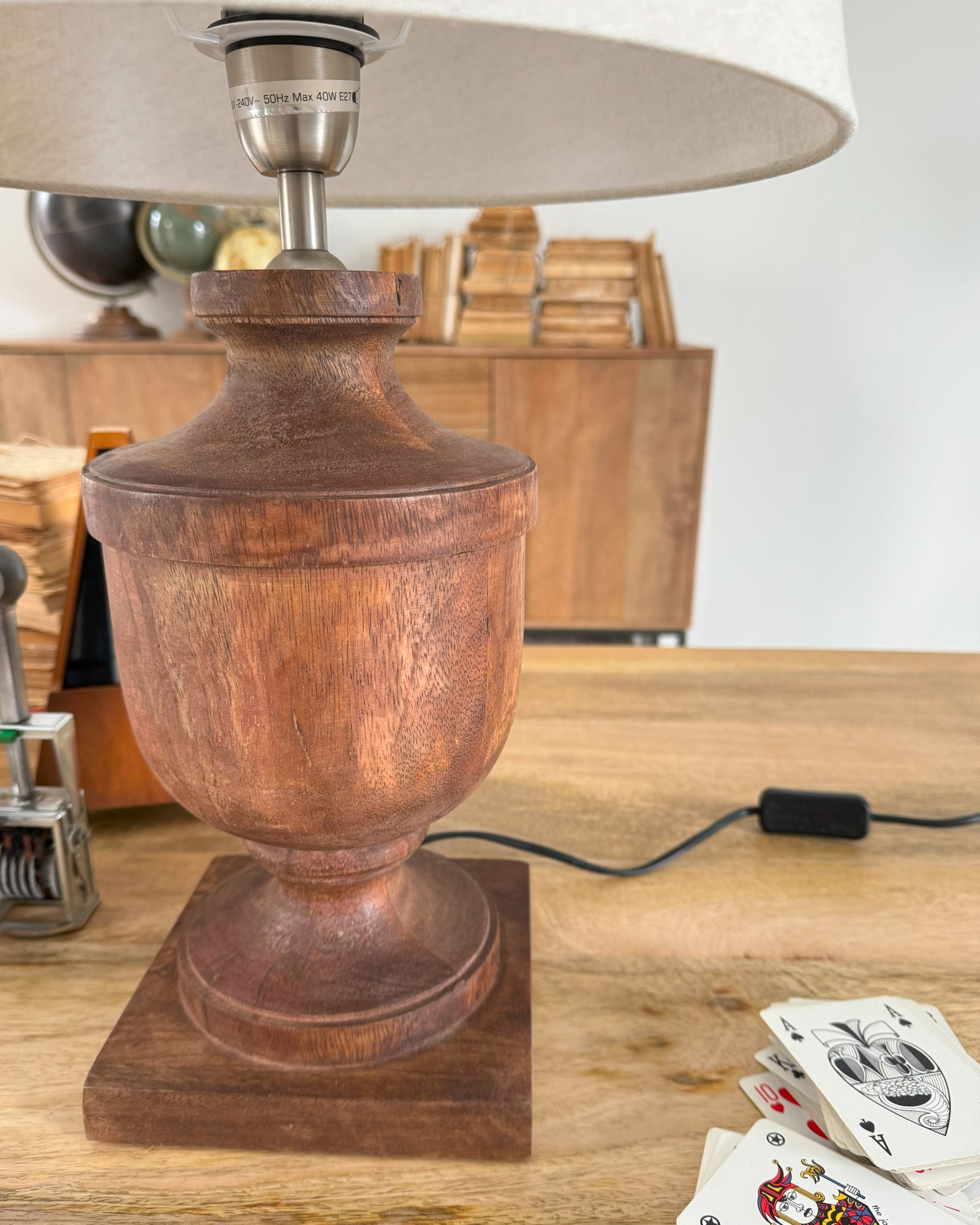 Lampada da tavolo in legno Almeria - OrchideaMilano1981