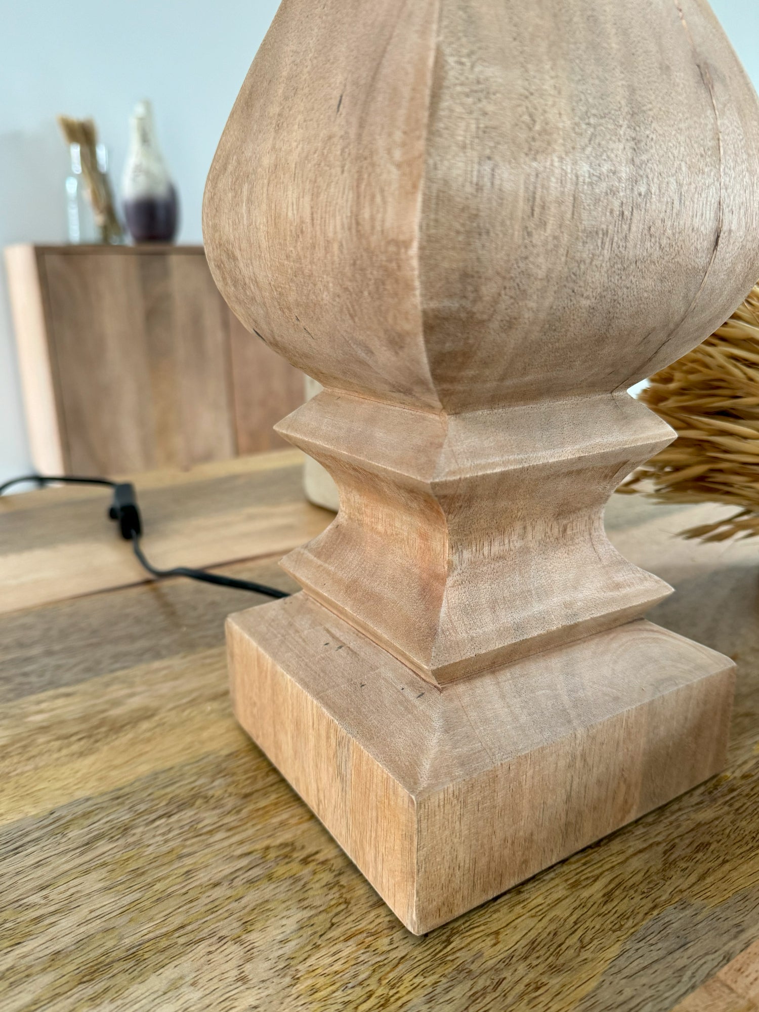 Lampada da tavolo in legno Kos - OrchideaMilano1981