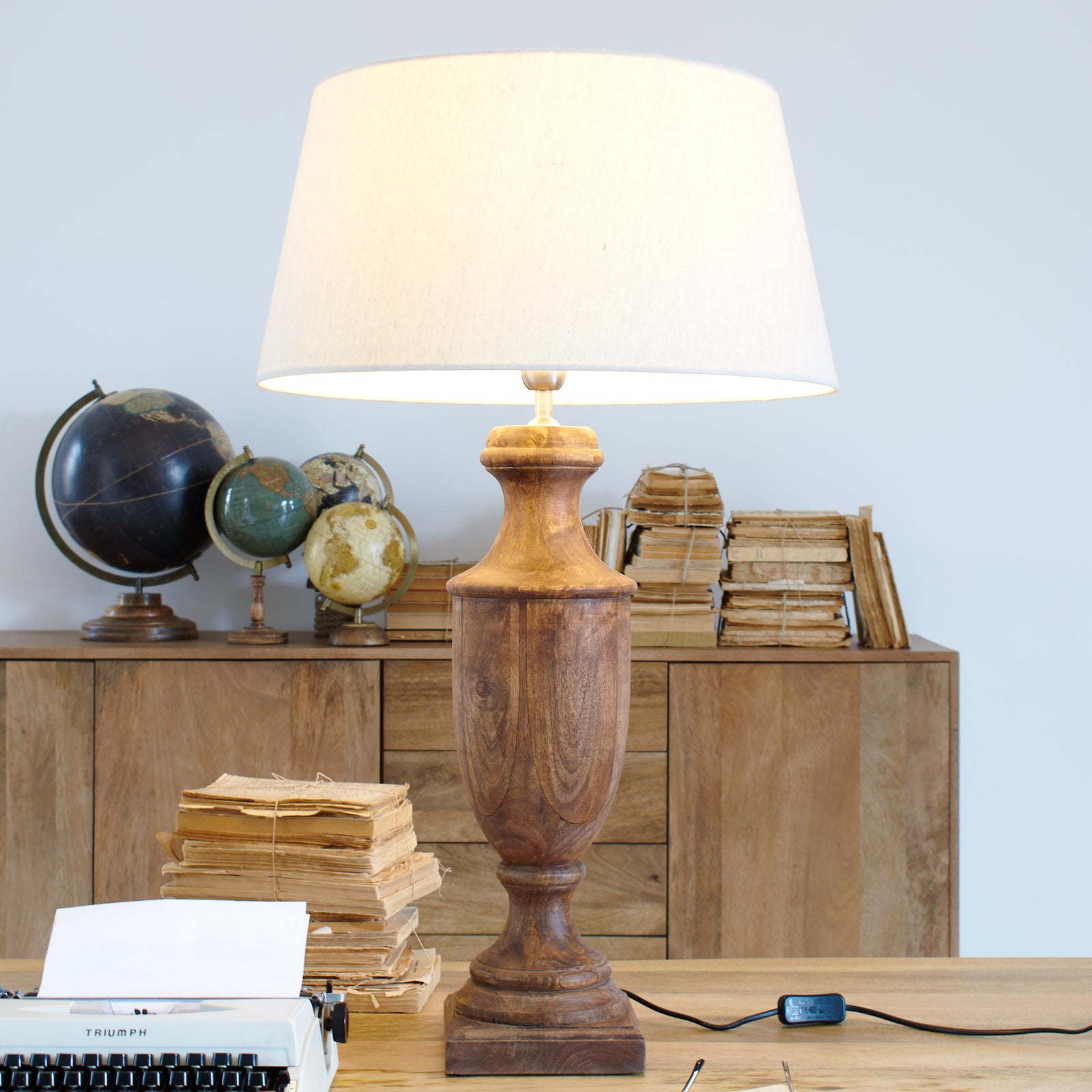 Lampada da tavolo in legno Cartagena - OrchideaMilano1981