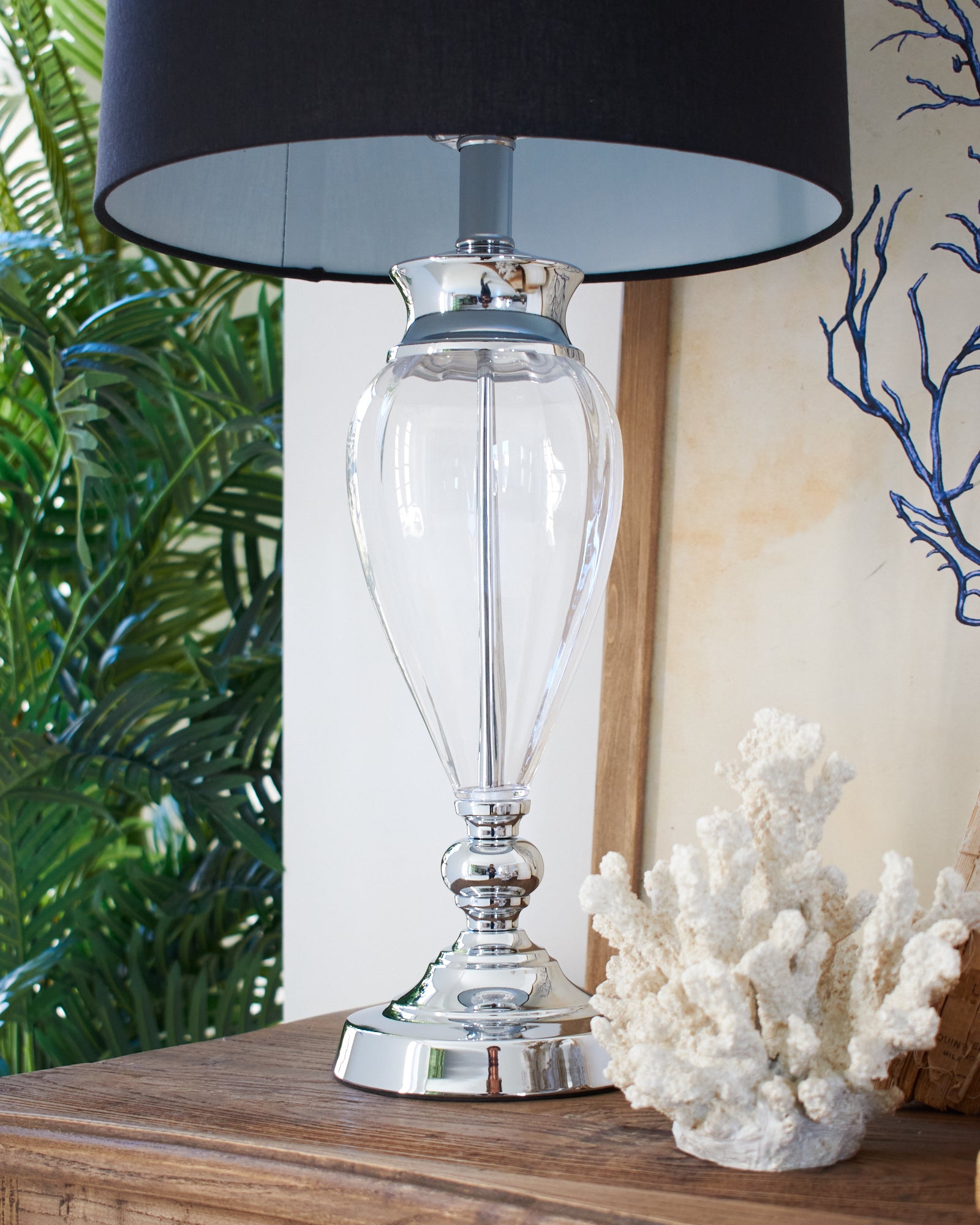 Lampada da tavolo in metallo e vetro Garnier - OrchideaMilano1981
