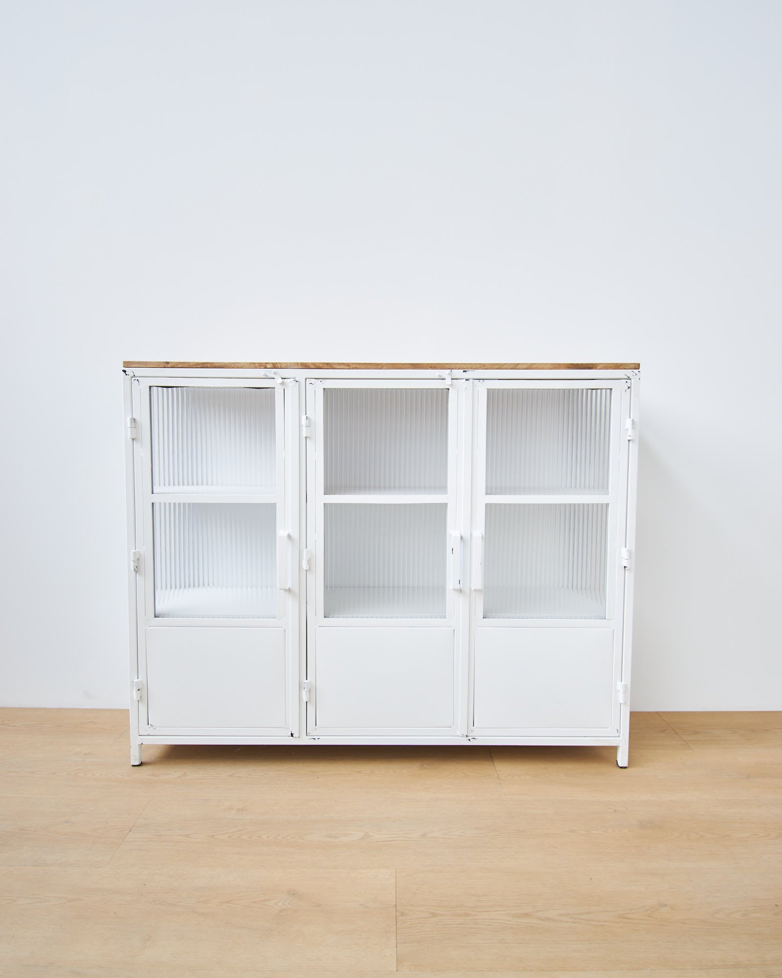 Credenza in ferro e vetro Antibes 121 cm - OrchideaMilano1981