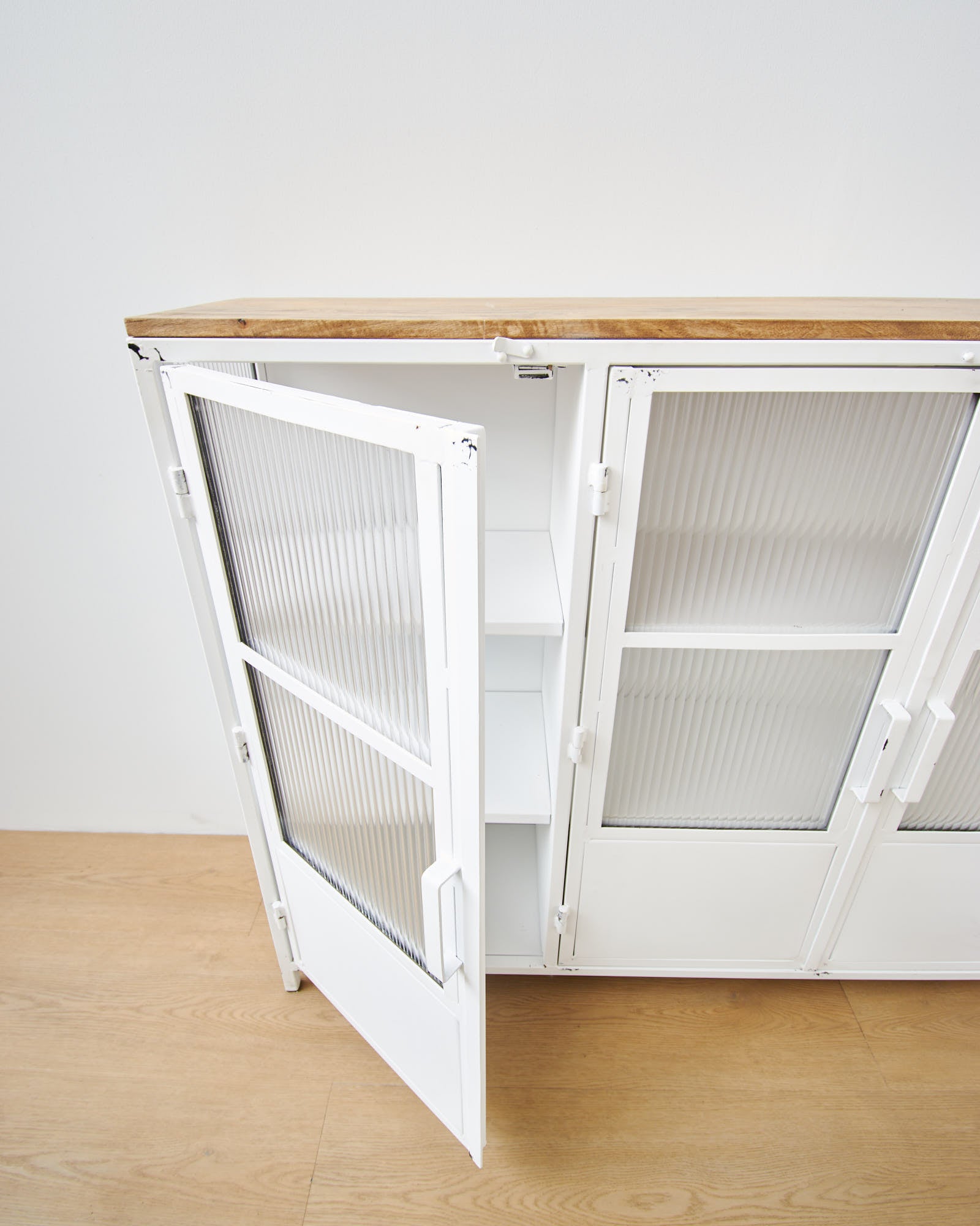 Credenza in ferro e vetro Antibes 121 cm - OrchideaMilano1981