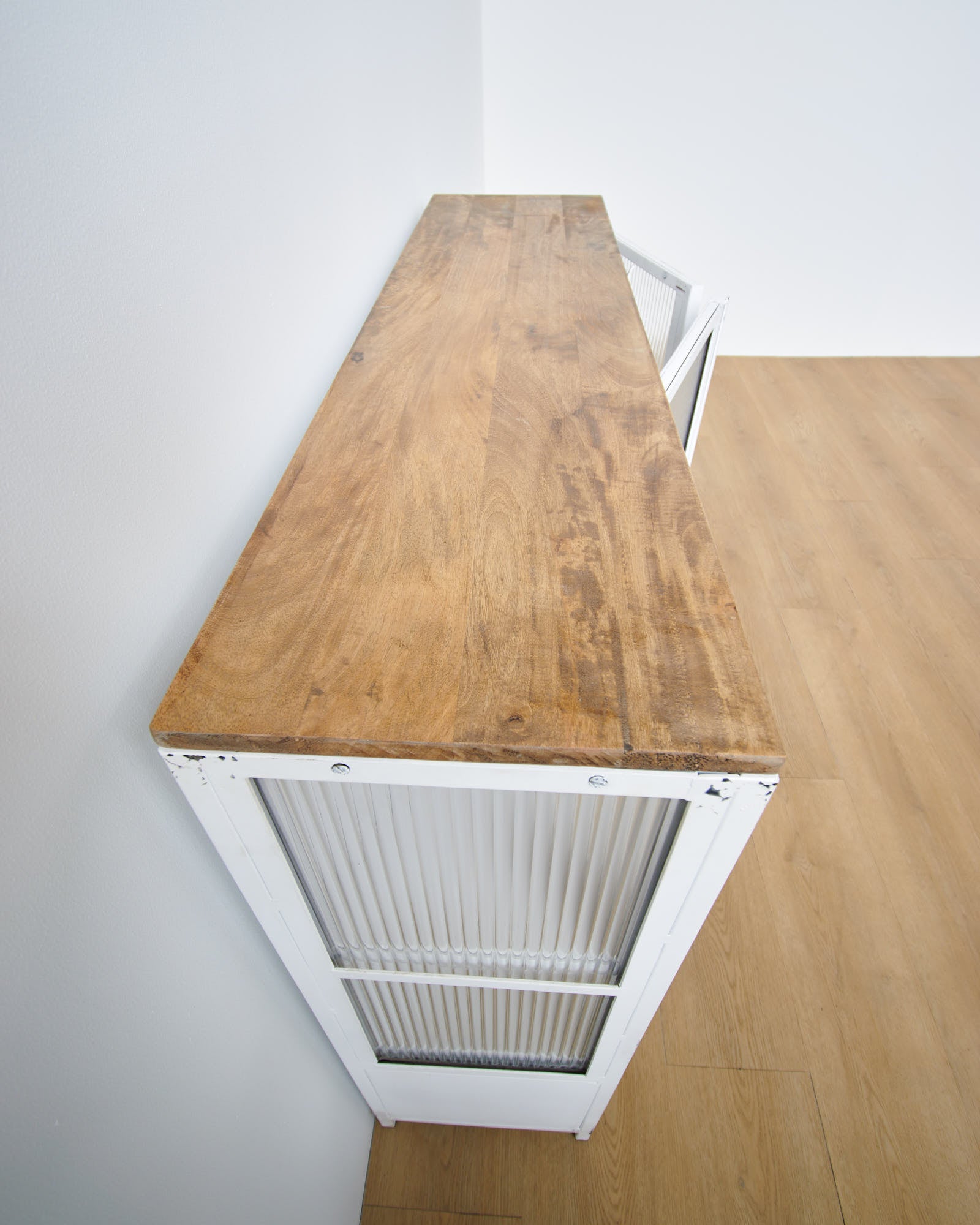 Credenza in ferro e vetro Antibes 121 cm - OrchideaMilano1981
