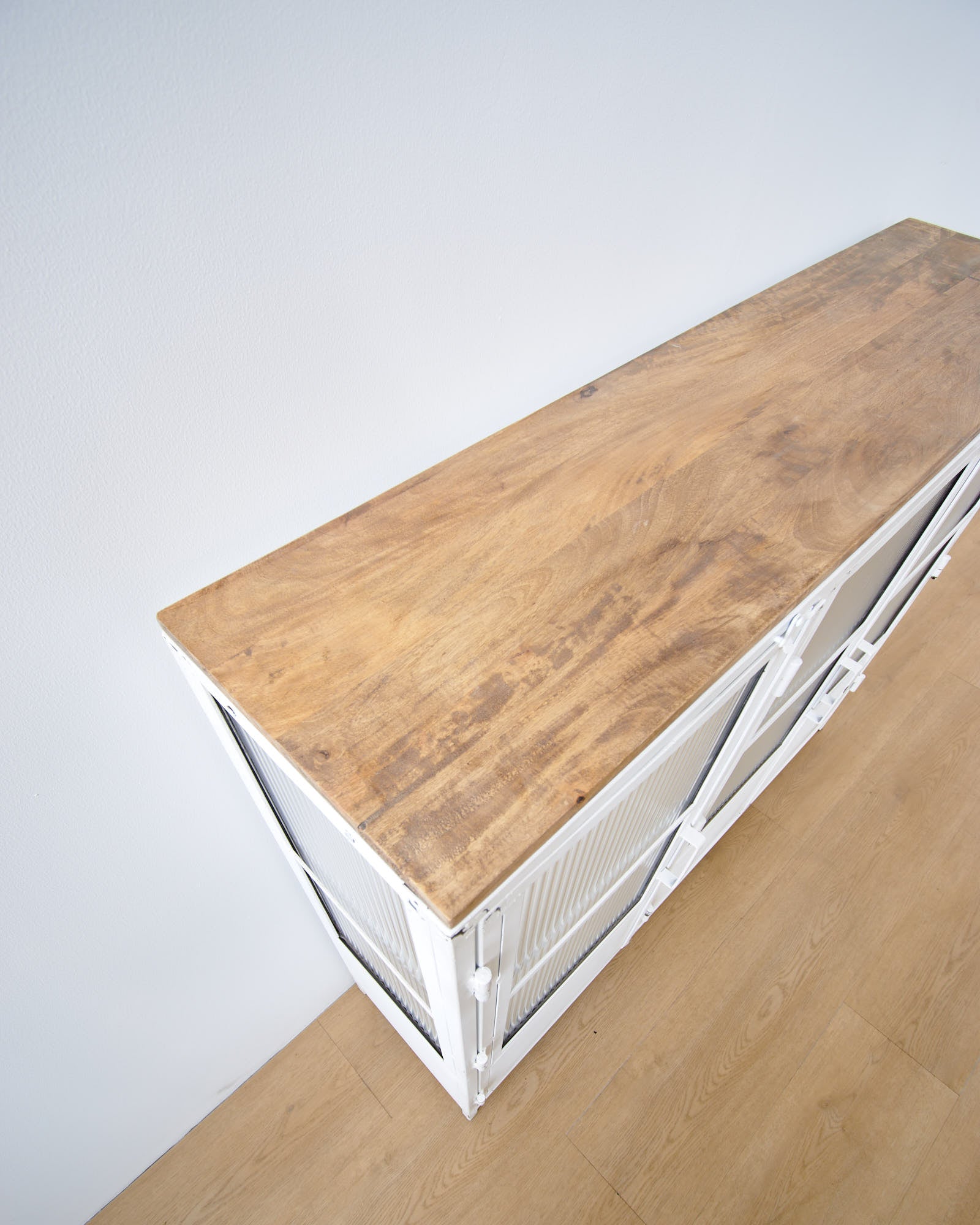 Credenza in ferro e vetro Antibes 121 cm - OrchideaMilano1981